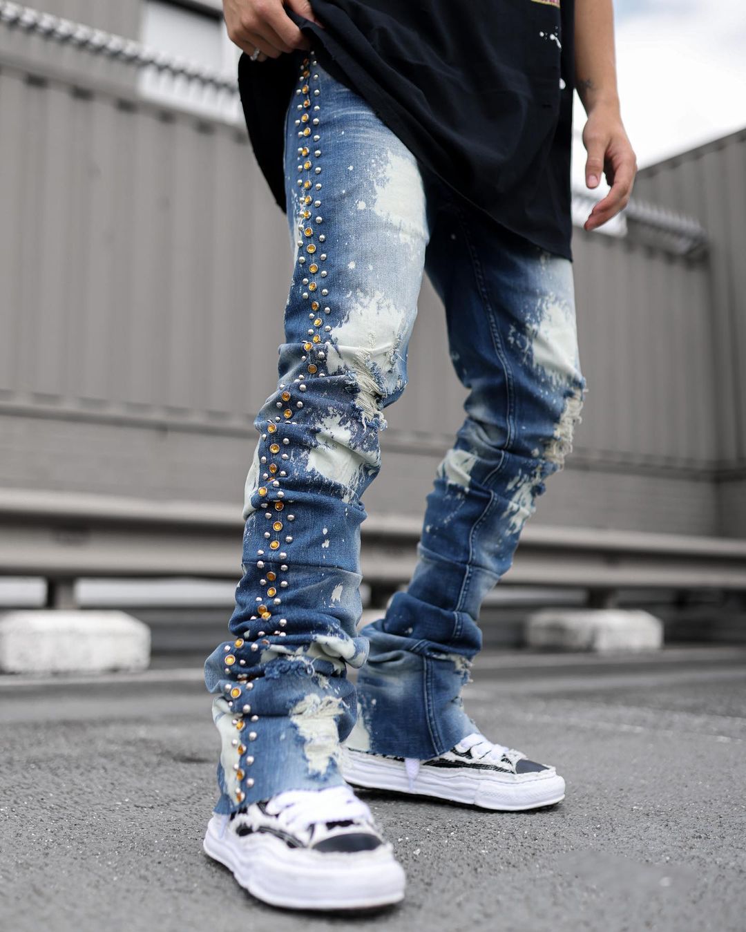 Spider Jeans: Exploring the Super Shredded Distressed Jeans Trend