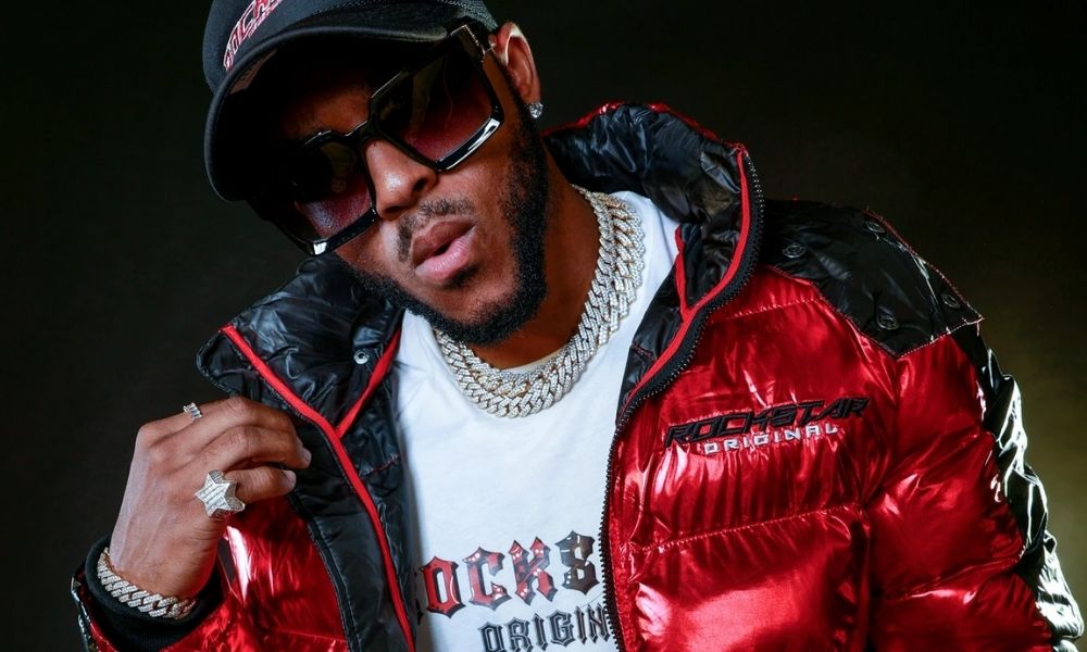 Signs It's Time To Refresh Your Wardrobe