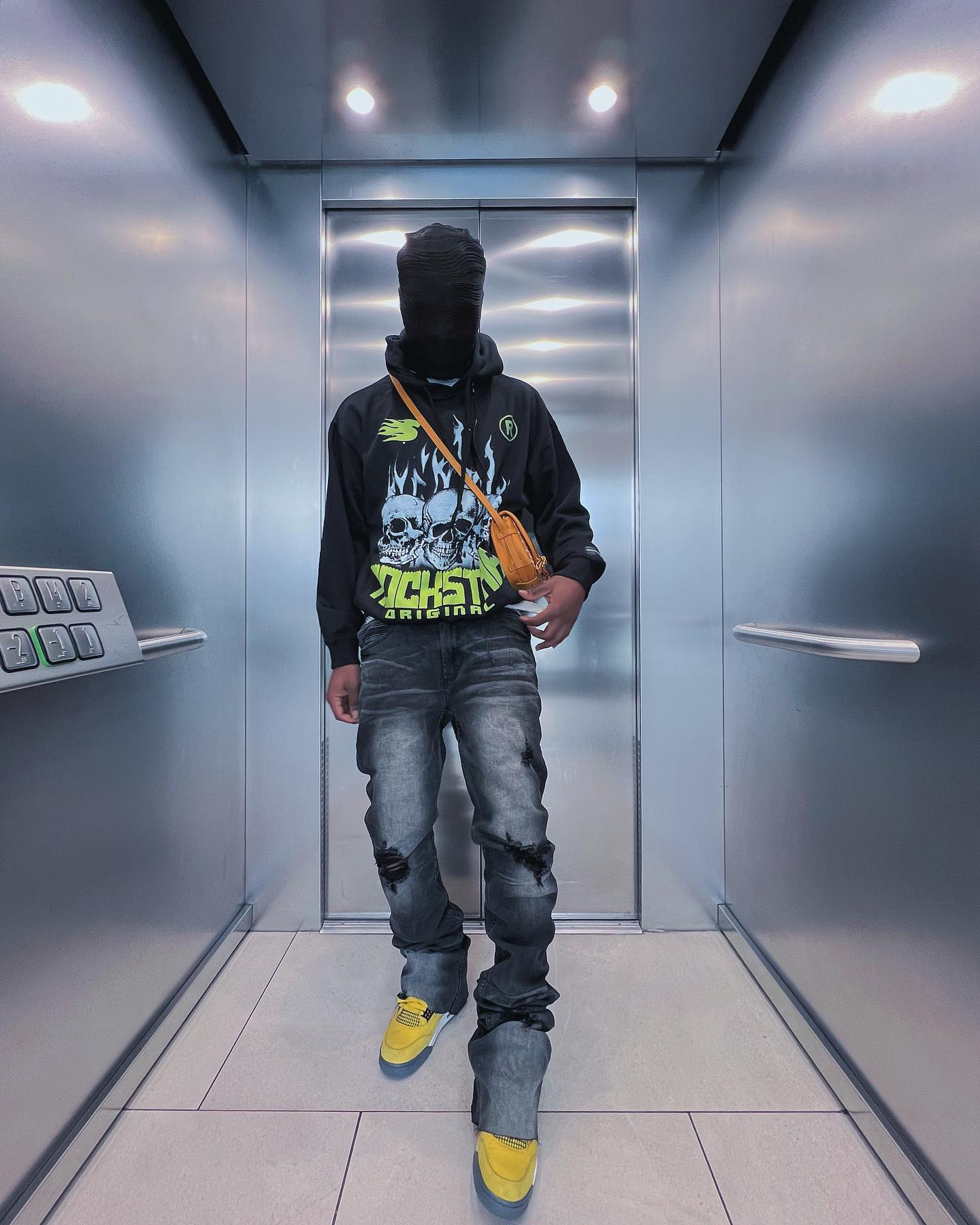 How to Wear Baggy Jeans (Outfit Inspo for Him)