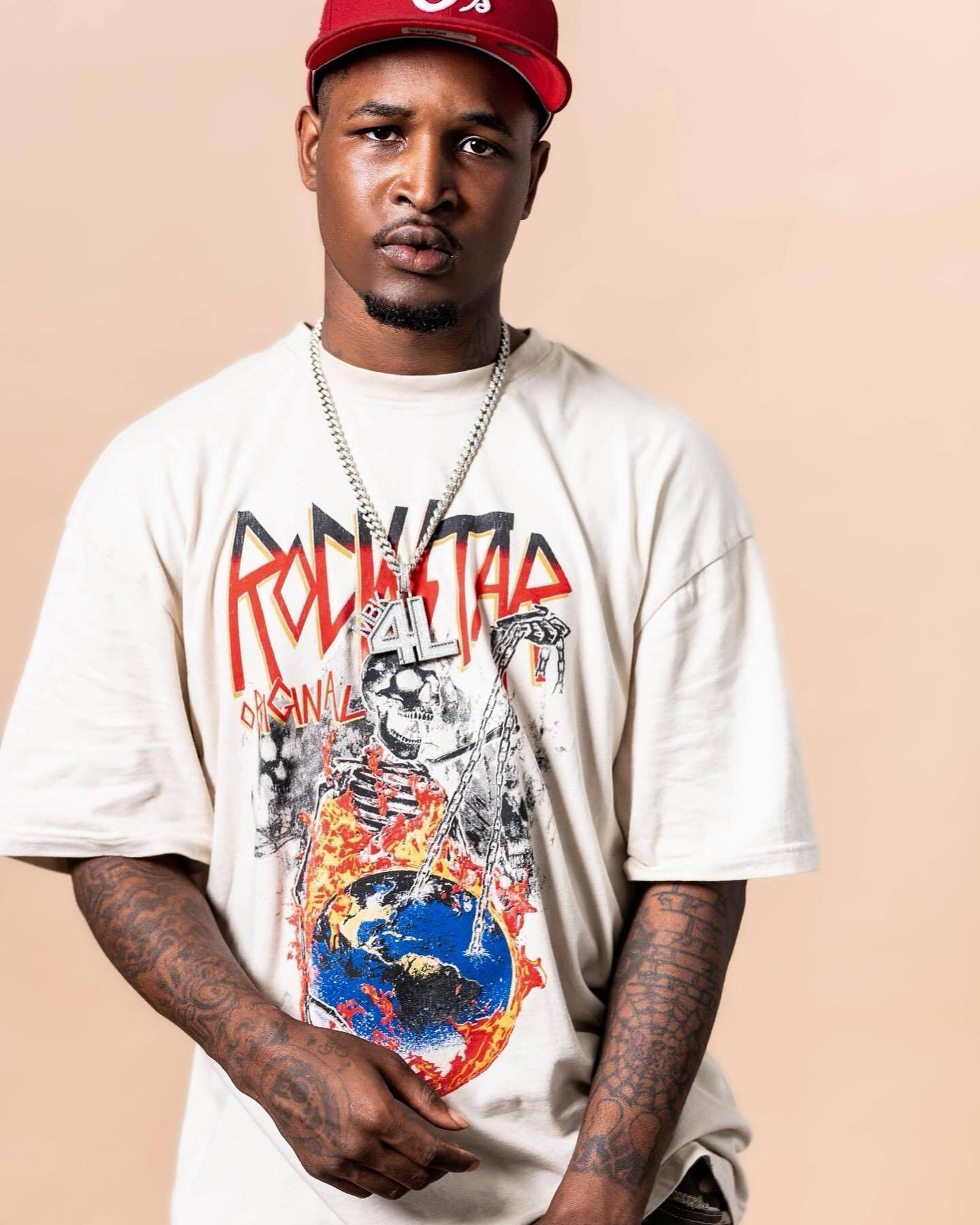 What Is The Deal With Drop Shoulder Fit?