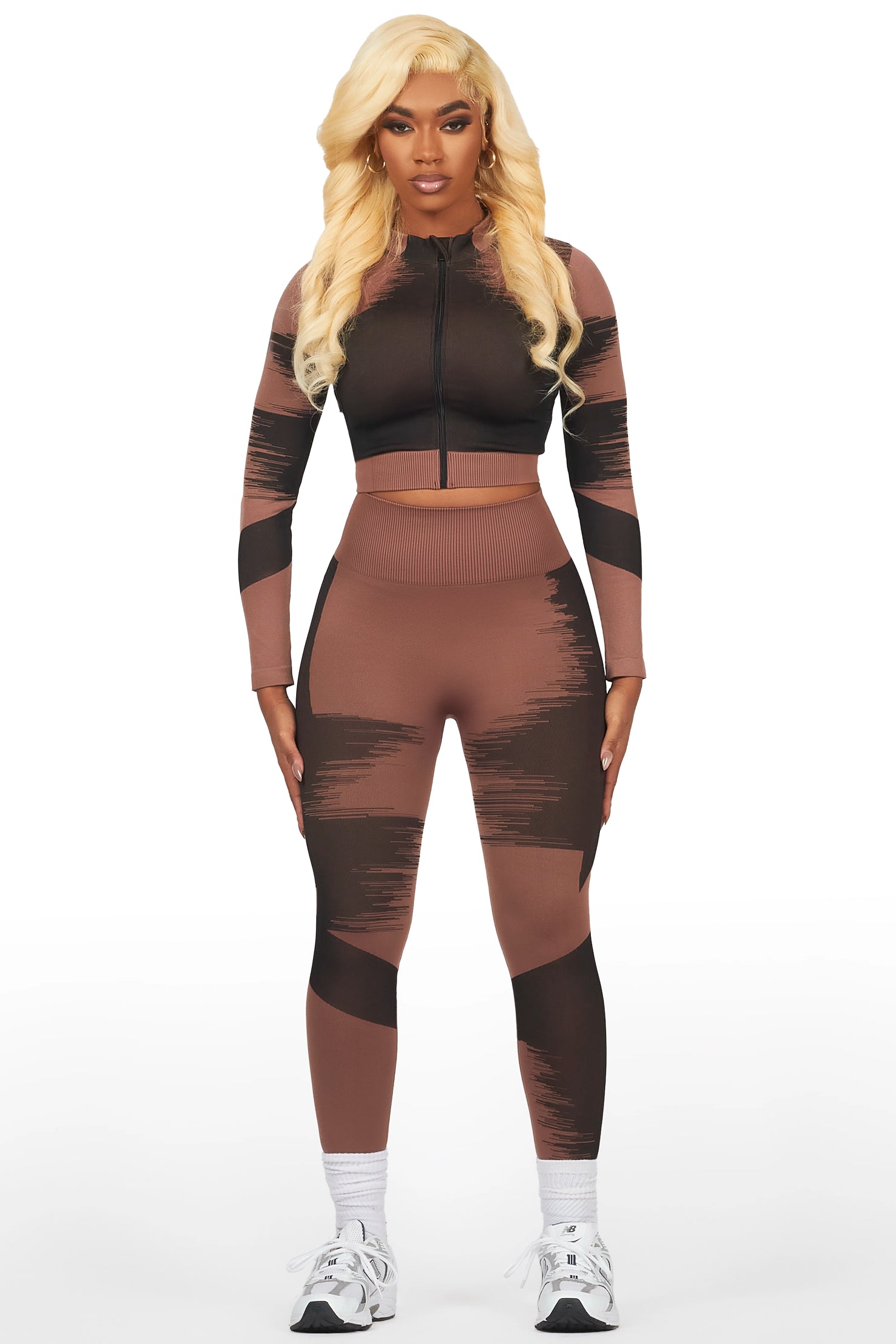 Alishia Mocha Active Set