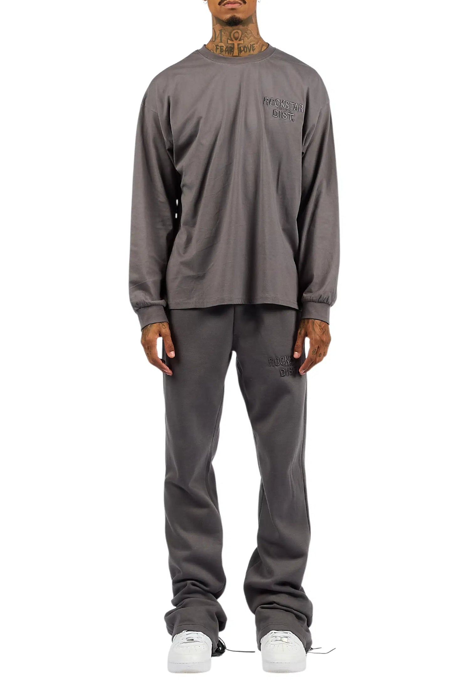Antal Charcoal Long Sleeve T-Shirt/Baggy Stacked Track Set