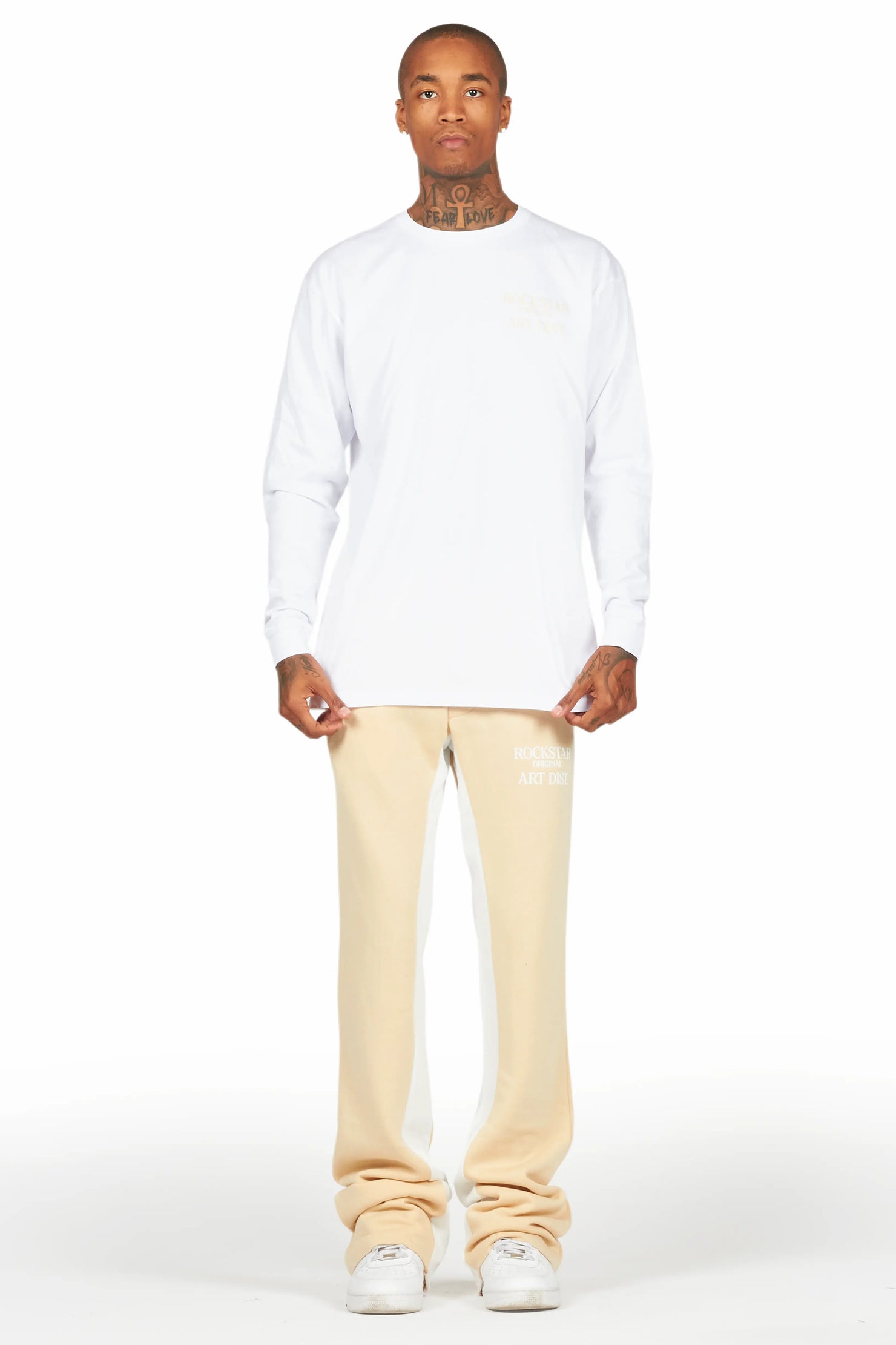 Briggs White/Beige Long Sleeve T-Shirt/Baggy Pant Set