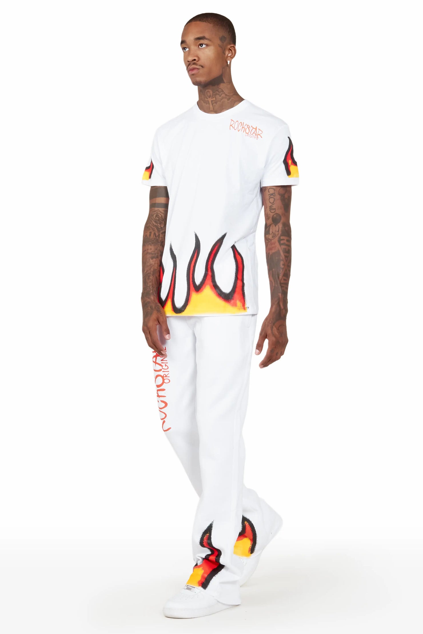 Grayson White Graphic T-Shirt/Pant Set