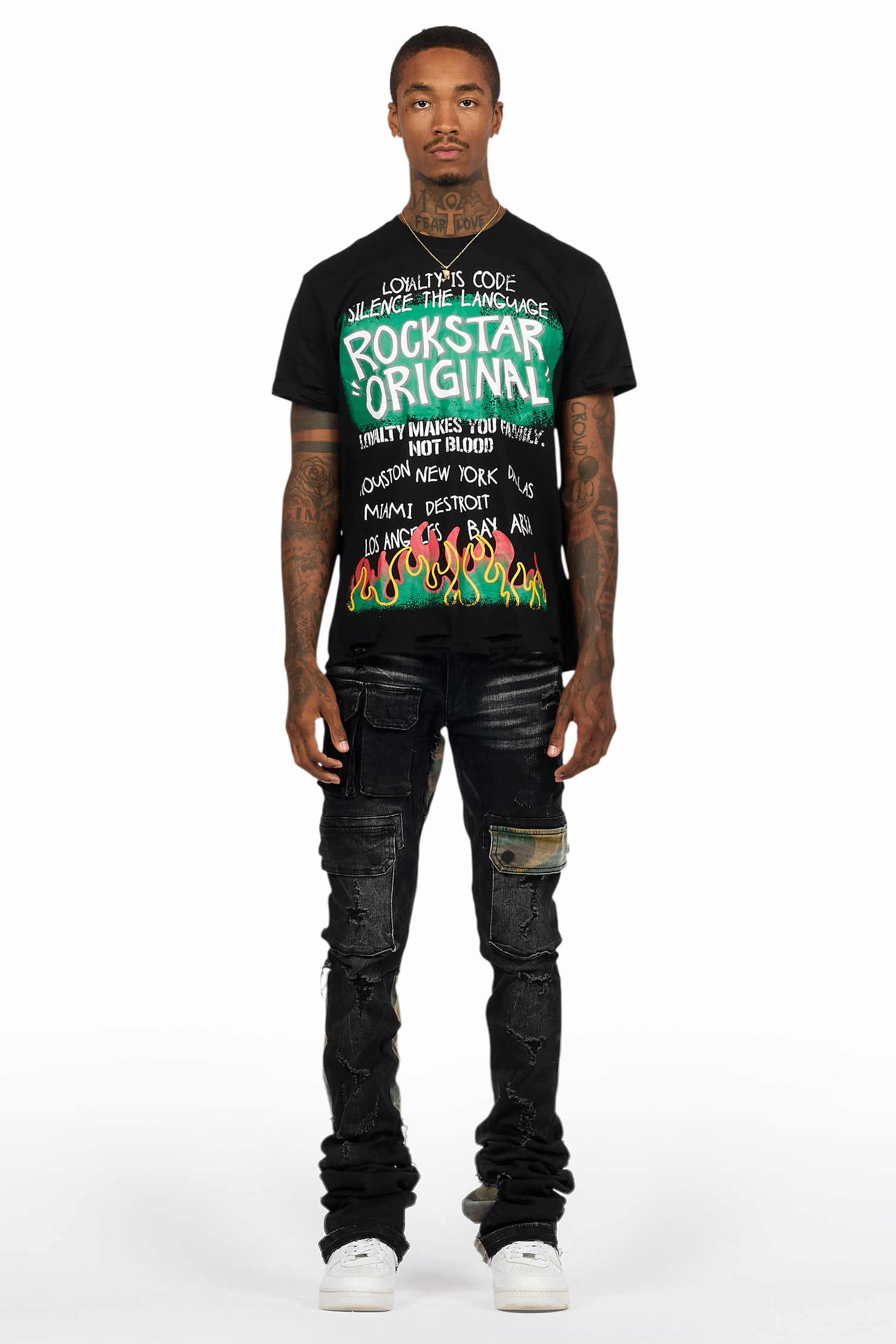 Beno Black T-Shirt/Super Stacked Flare Jean Bundle