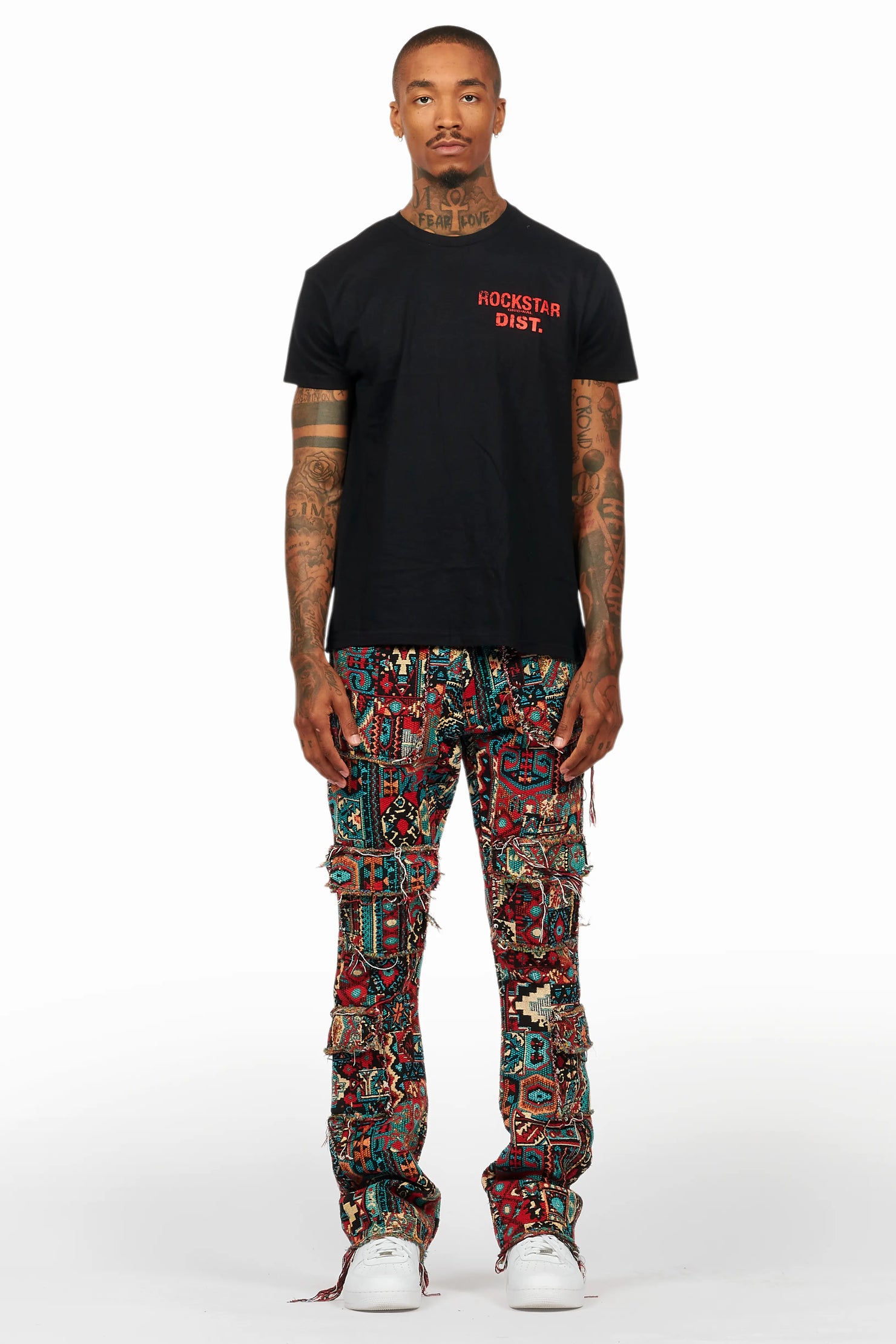 Lake Black/Red T-Shirt/Tapestry Jean Bundle