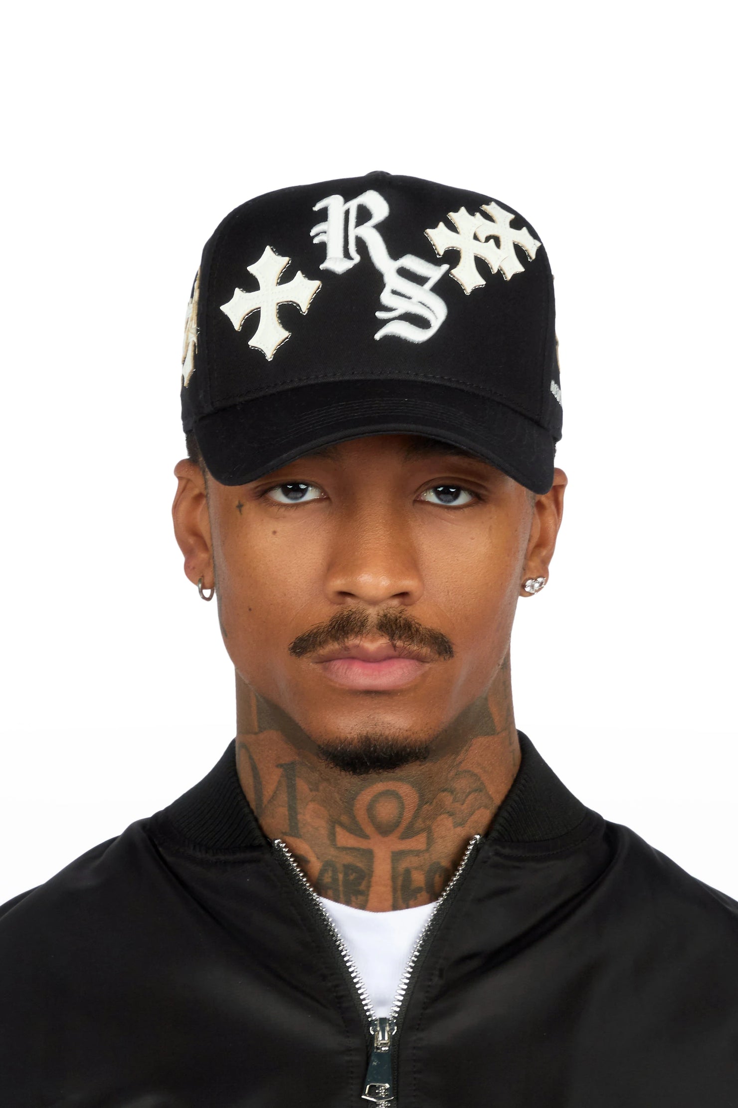Manrique Black Trucker Hat