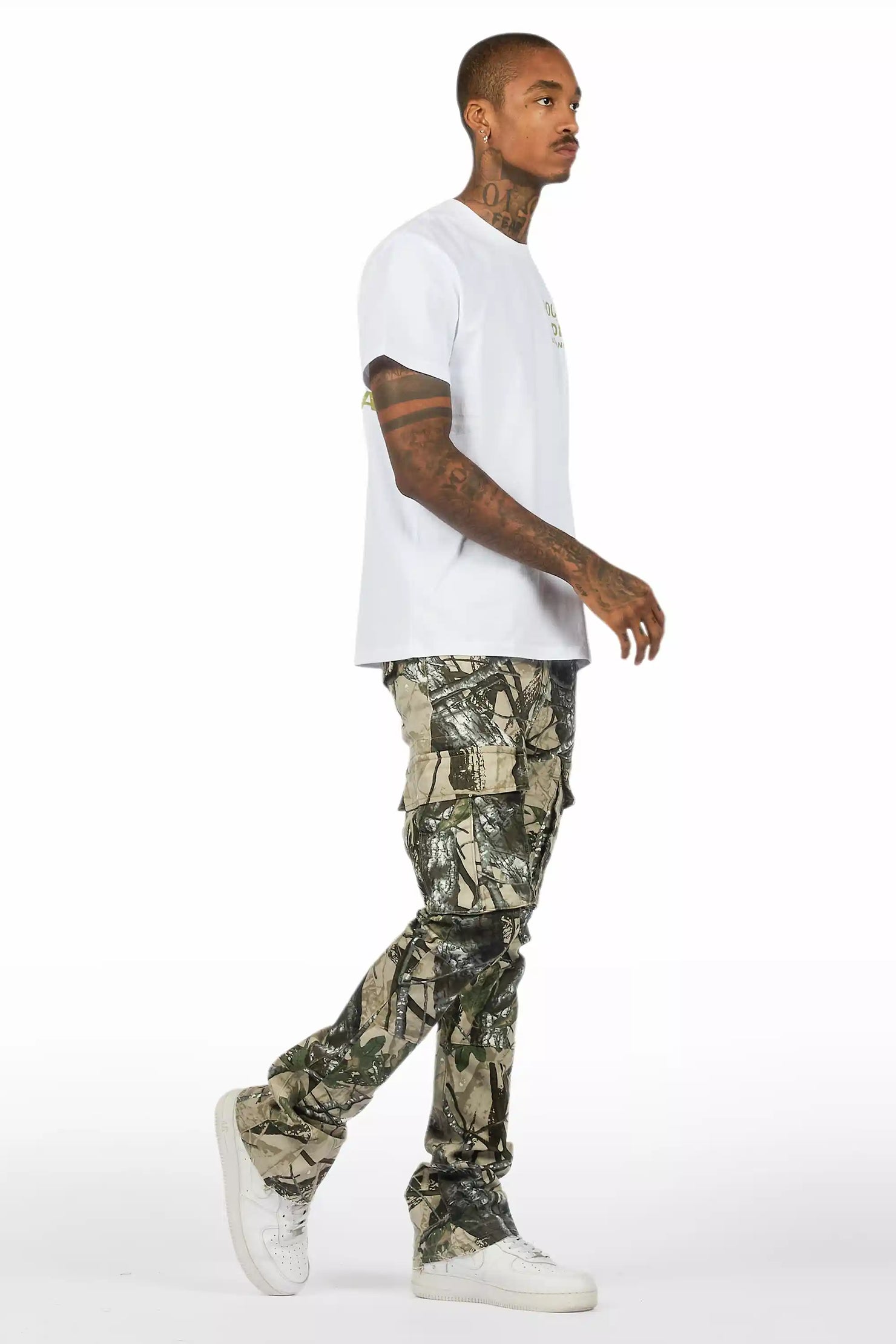 Lake White T-Shirt/Stacked Flare Jean Bundle