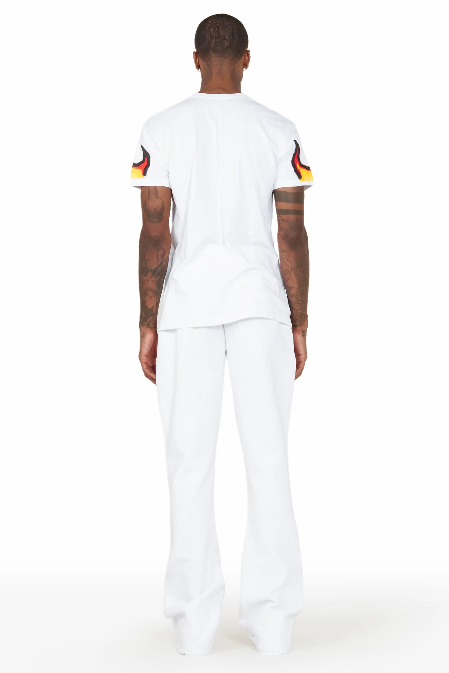 Grayson White Graphic T-Shirt/Pant Set