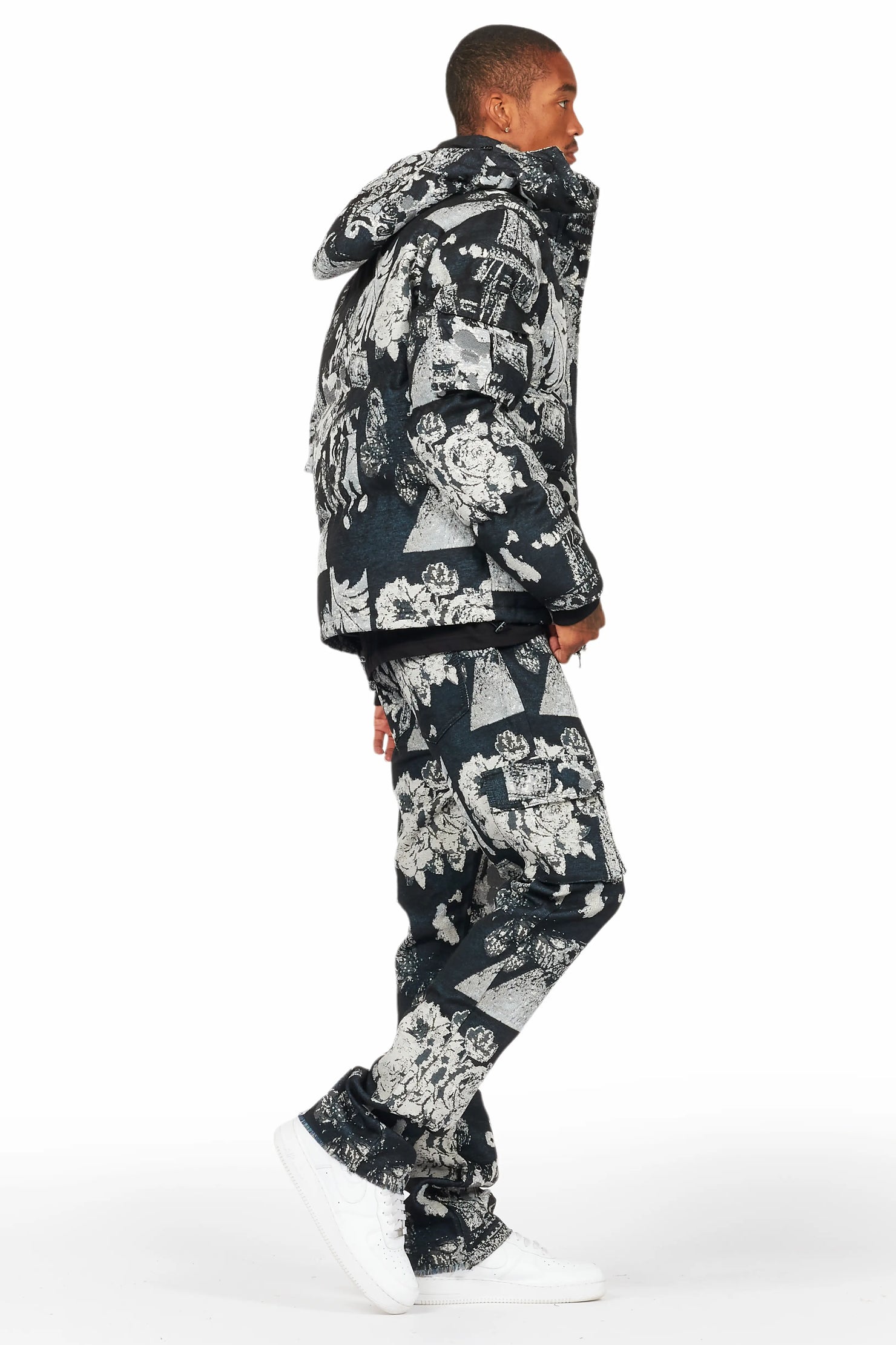 Lamont Black Puffer & Lamont Tapestry Jean Bundle