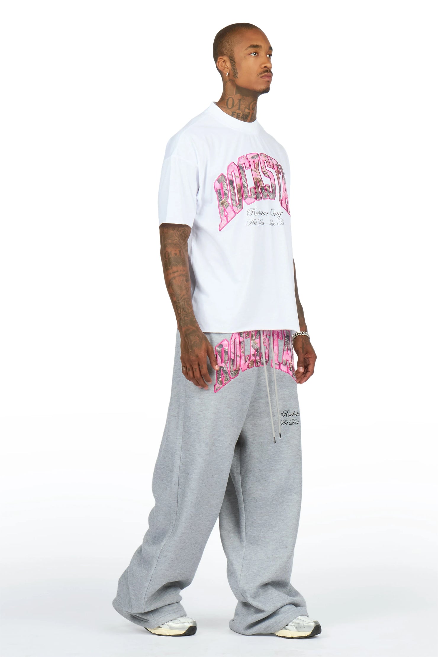 Alas Heather Grey T-Shirt/Baggy Track Set
