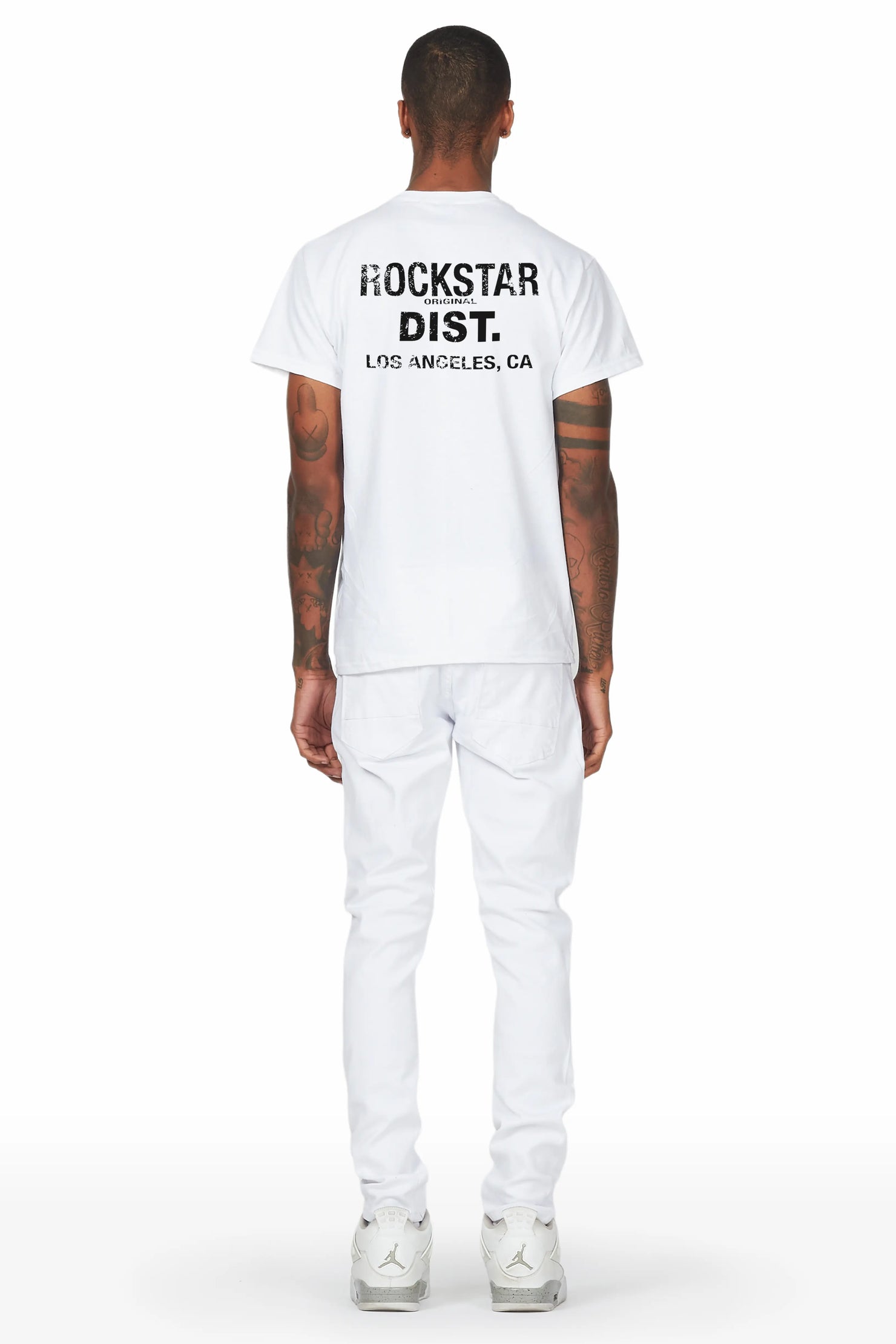 Lake White T-Shirt/Slim Fit Jean Bundle