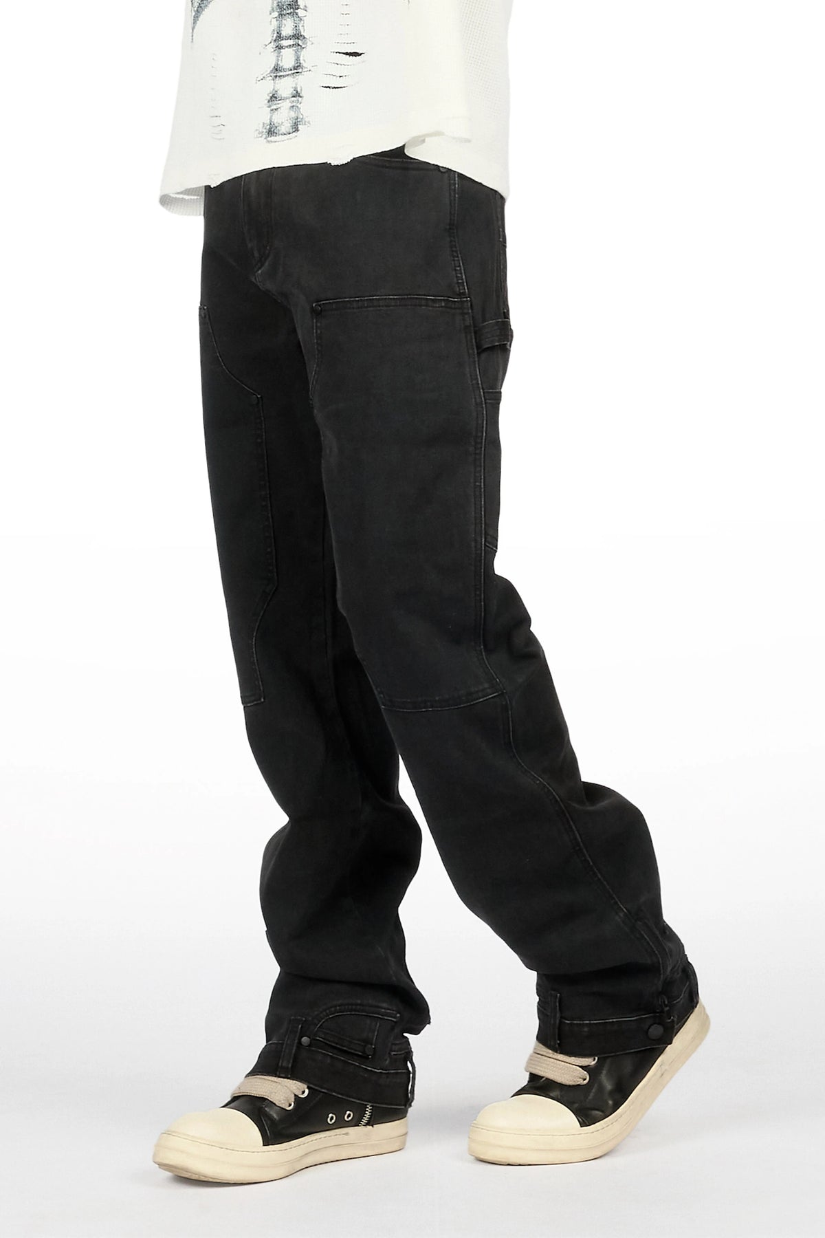 Zerah Black Straight Fit Jean