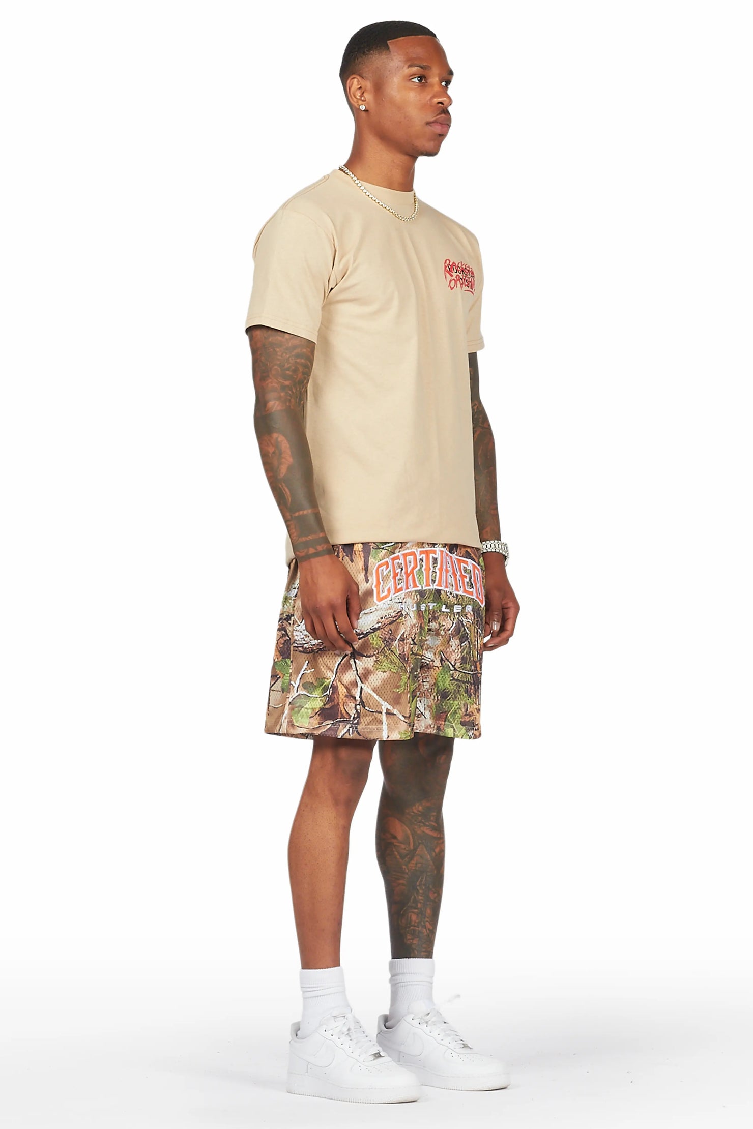 Ceri Olive Graphic Short