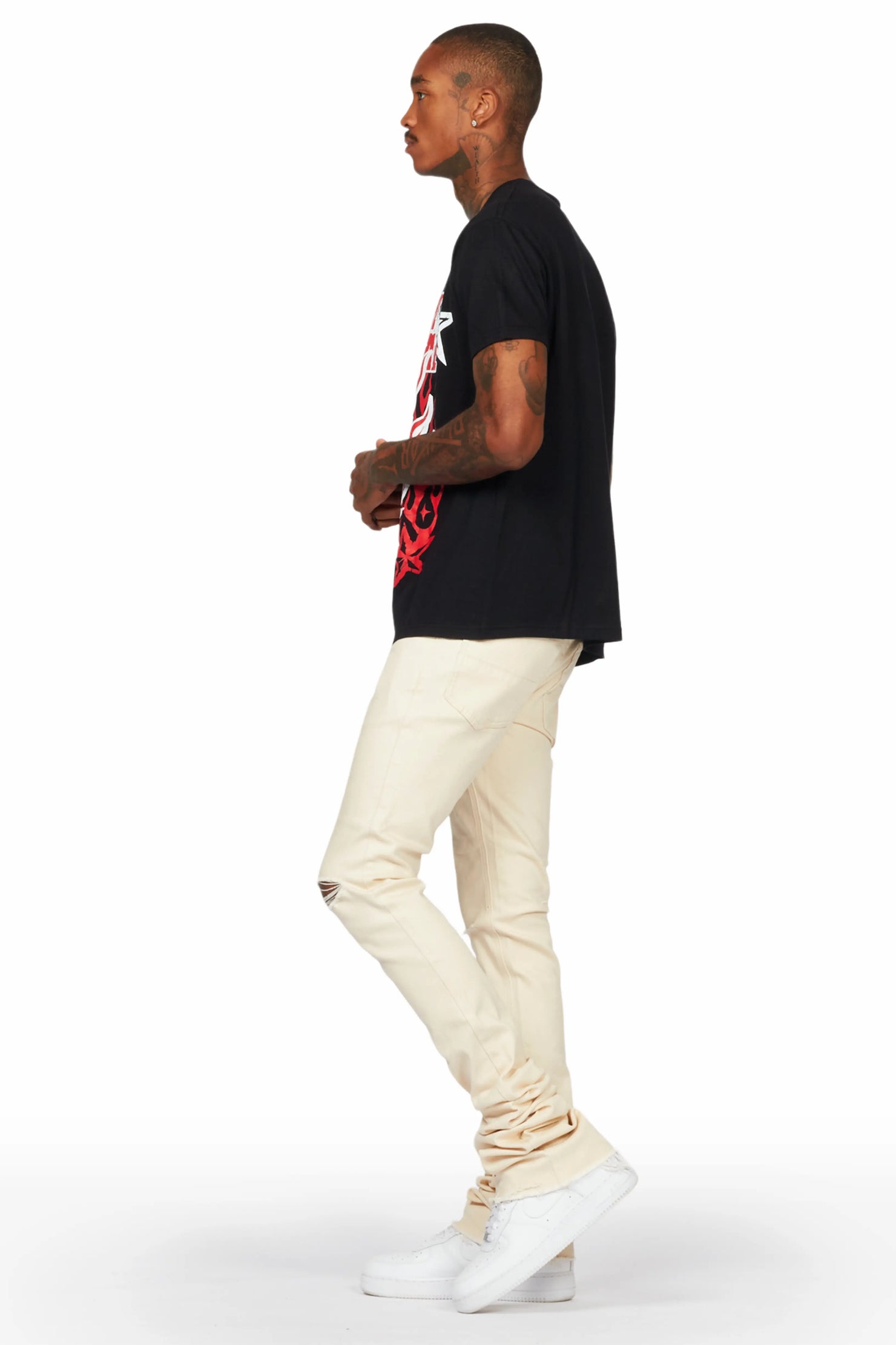 Smitty Black T-Shirt & Josiah Beige Super Stacked Flare Jean Bundle