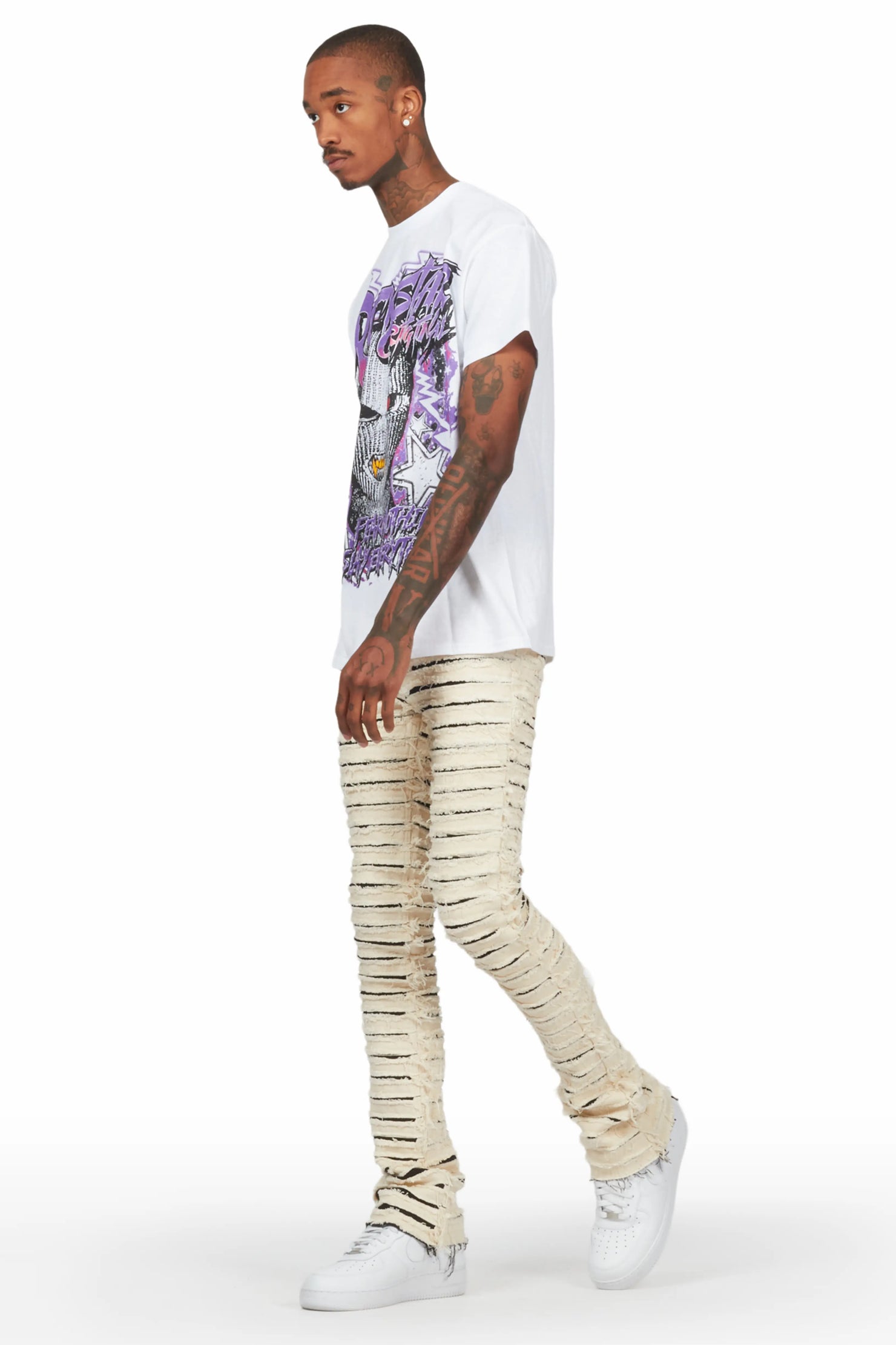 Kantin White T-Shirt & Korren Beige Stacked Flare Jean Bundle