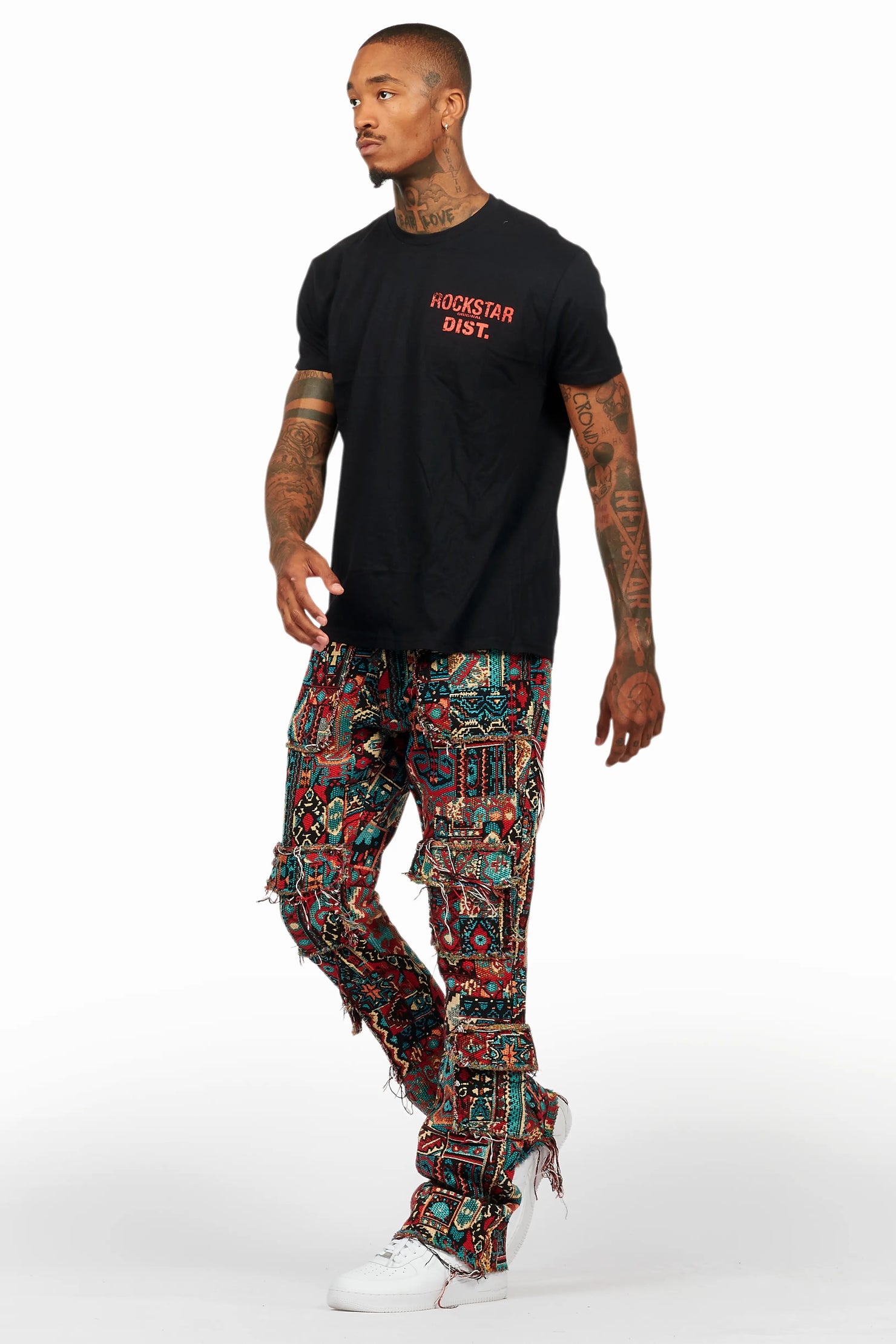 Lake Black/Red T-Shirt/Tapestry Jean Bundle