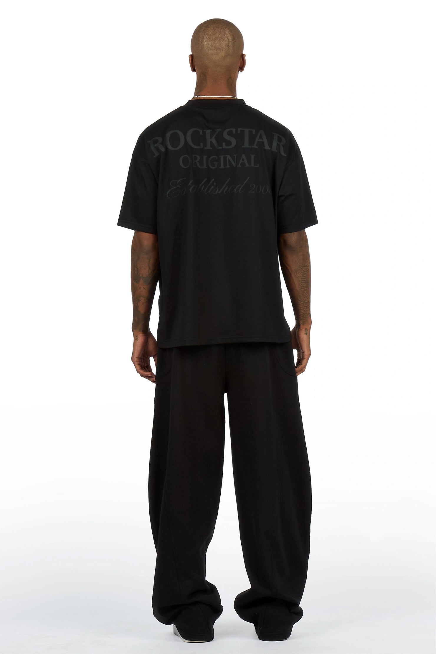 Maximillian Black T-Shirt/Barrel Fit Set