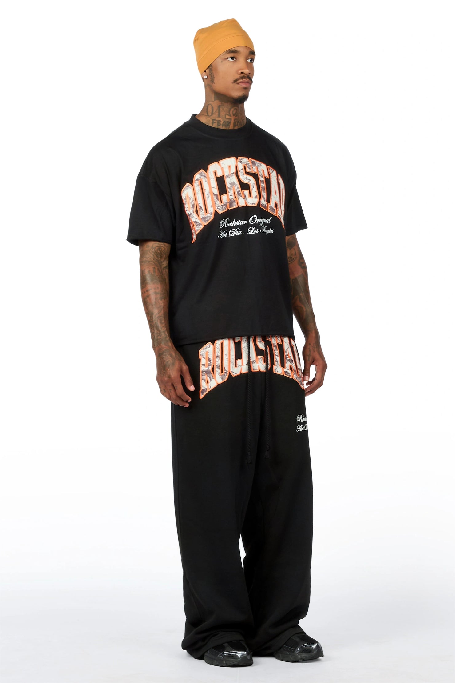 Alas Black T-Shirt/Baggy Track Set