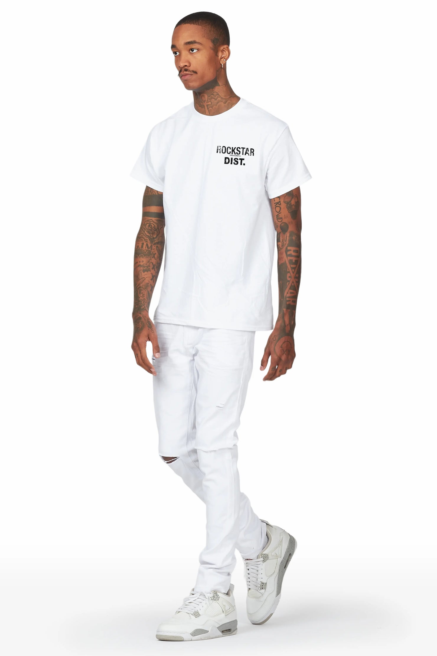 Lake White T-Shirt/Slim Fit Jean Bundle