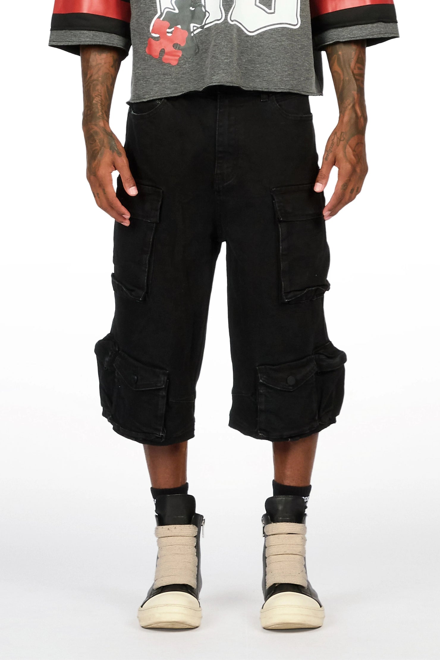 Mahesh Black Cargo Jort