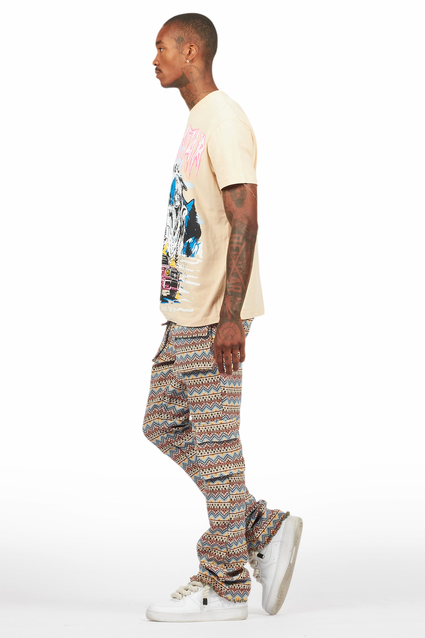 Kip Vintage Sand Graphic T-Shirt/Zierry Multi Tapestry Jean Bundle