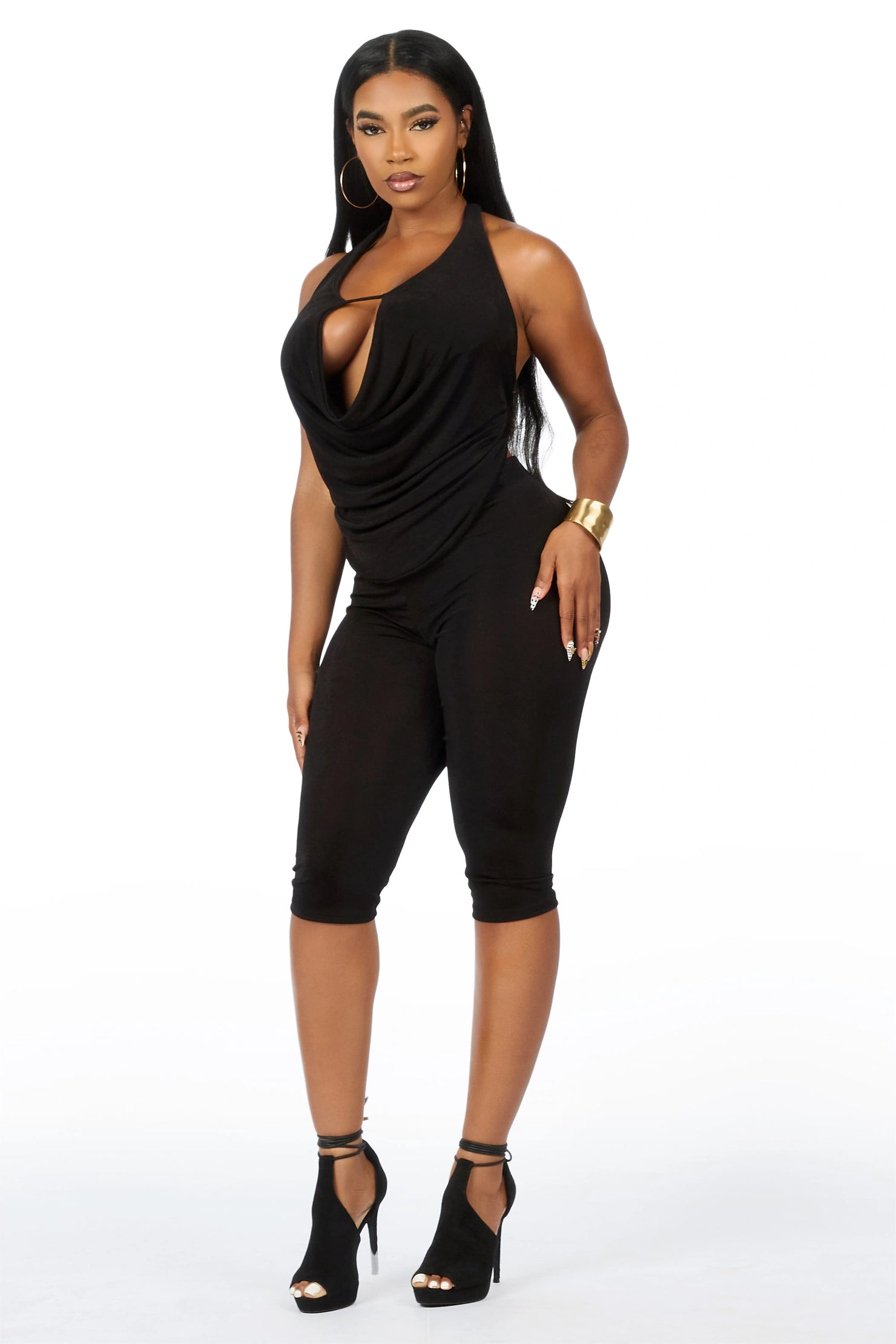 Draped-Up Black Matching Capri Set