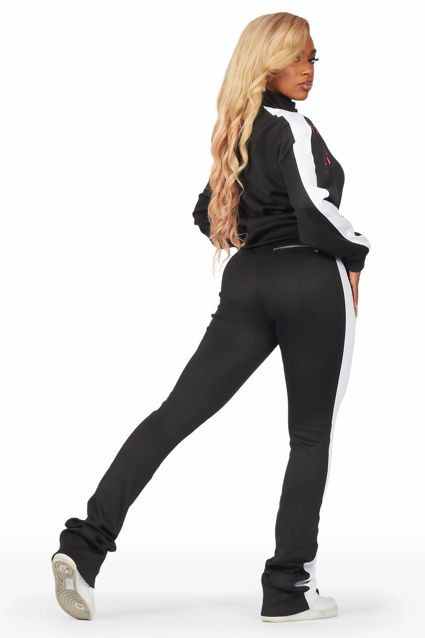 Tara Black Tricot Stacked Trackset