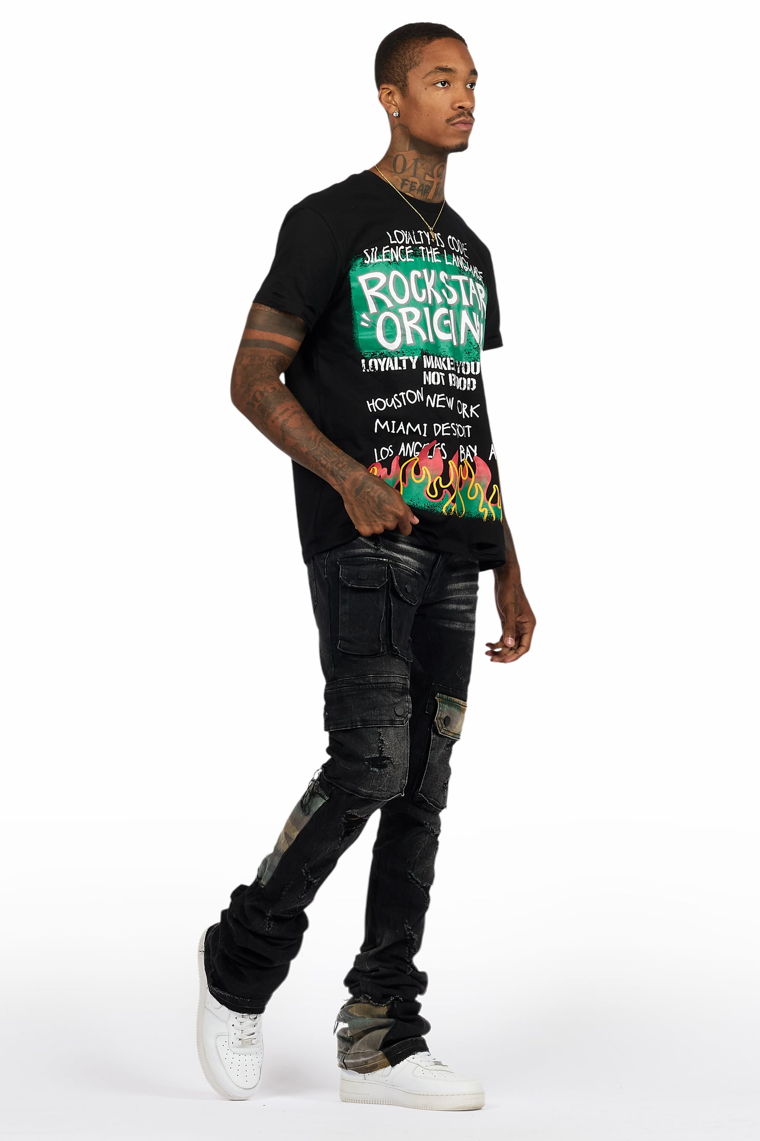 Beno Black T-Shirt/Super Stacked Flare Jean Bundle