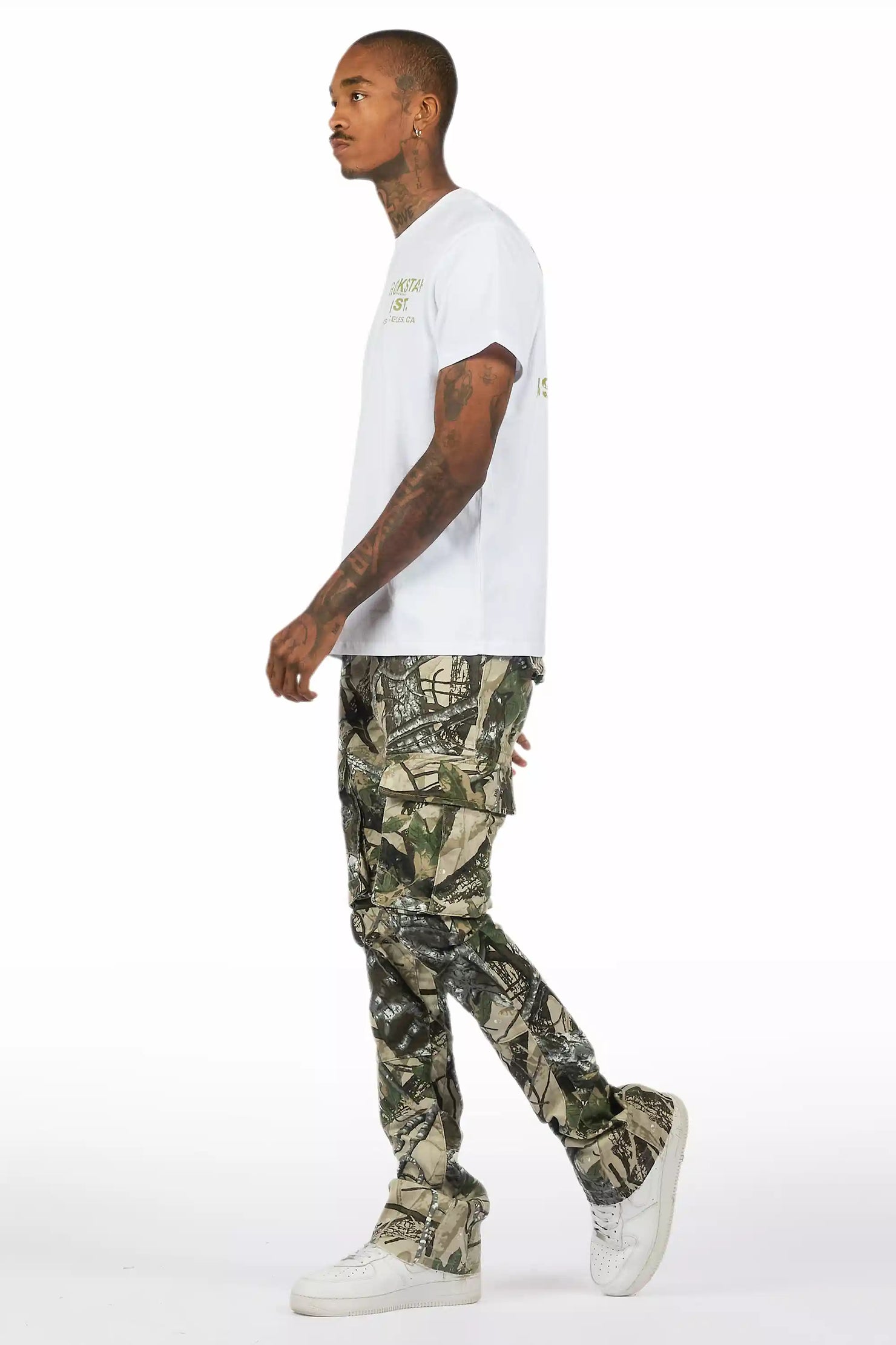 Lake White T-Shirt/Stacked Flare Jean Bundle