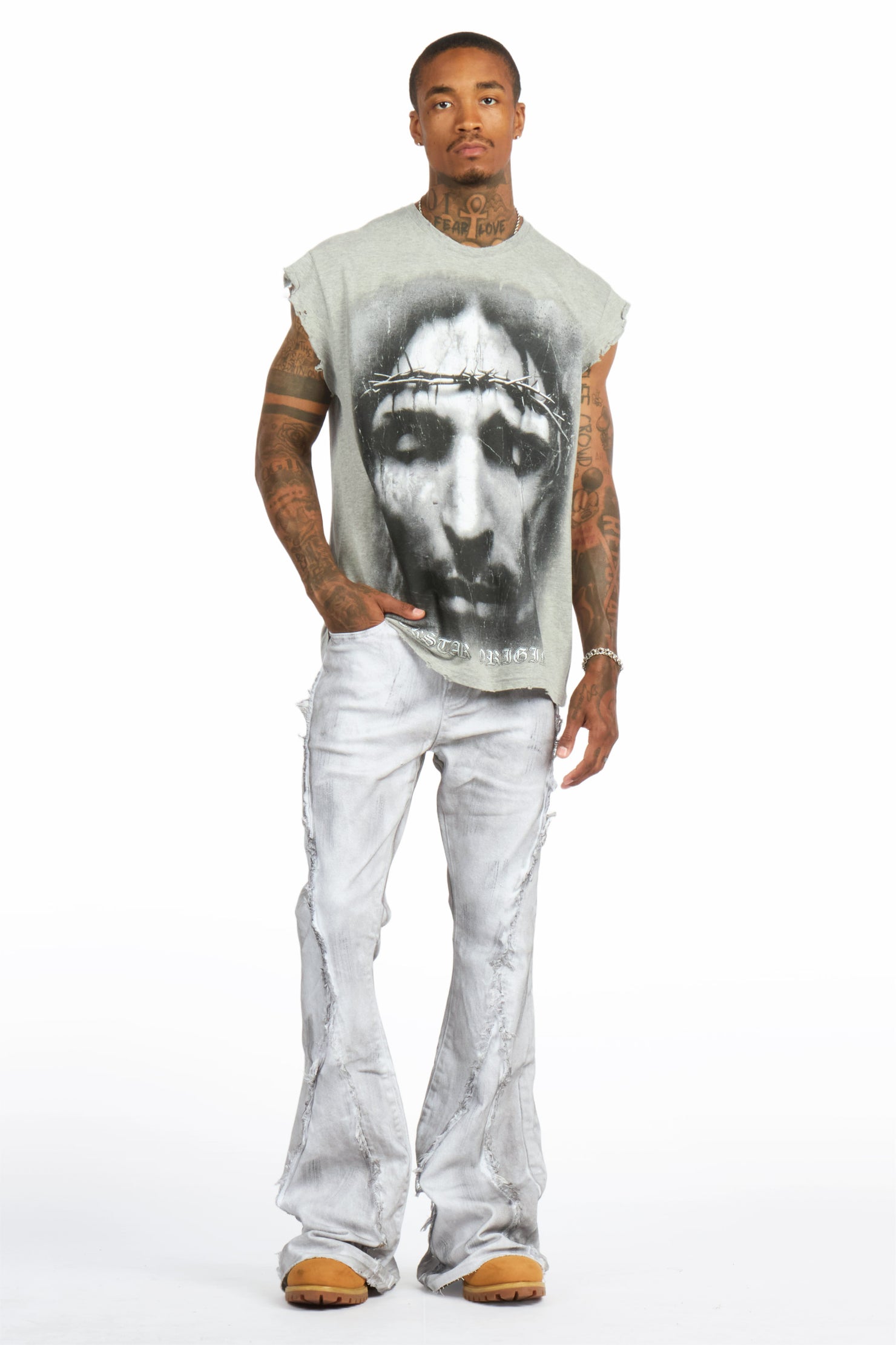 Vane Dirty White Stacked Super Flare Jean