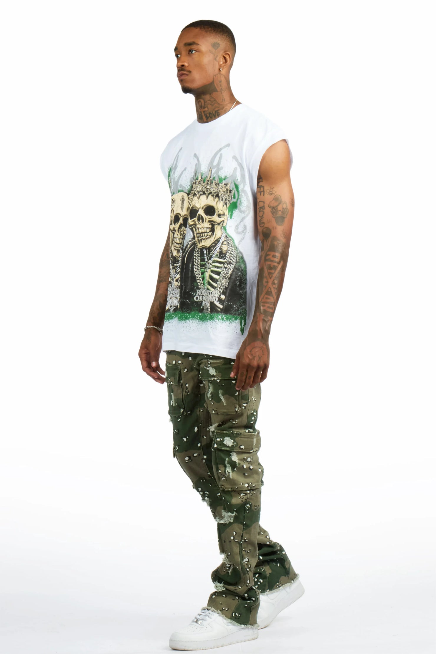 Kingston White/Camo Graphic T-Shirt & Kade Stacked Flare Jean Set