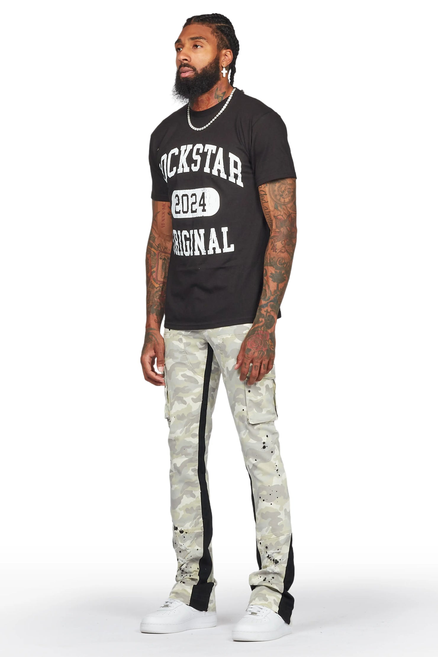 Members Black T-Shirt & Decimus Stacked Flare Jean