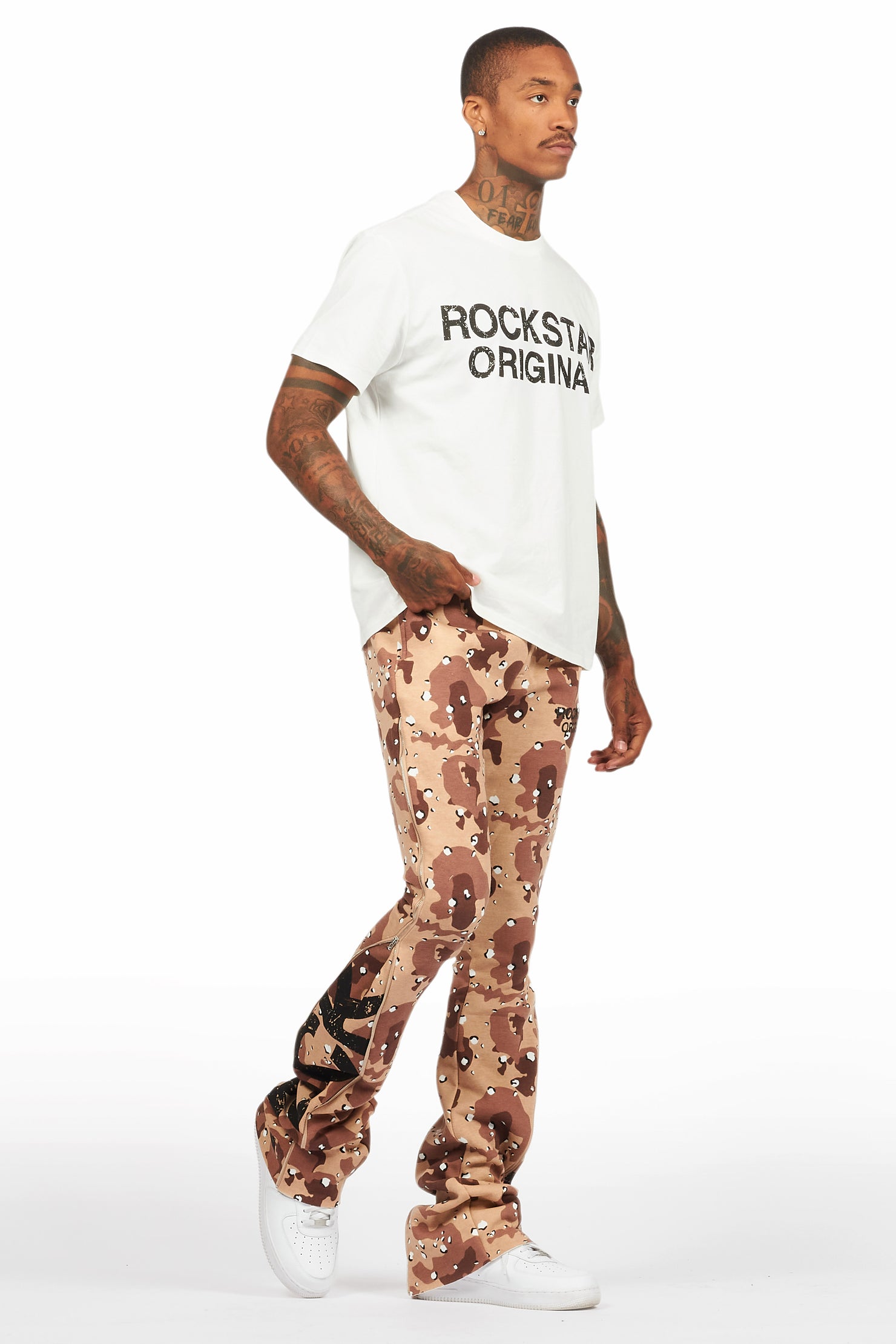 Deniska Desert Camo T-Shirt/Baggy Stacked Flare Track Set