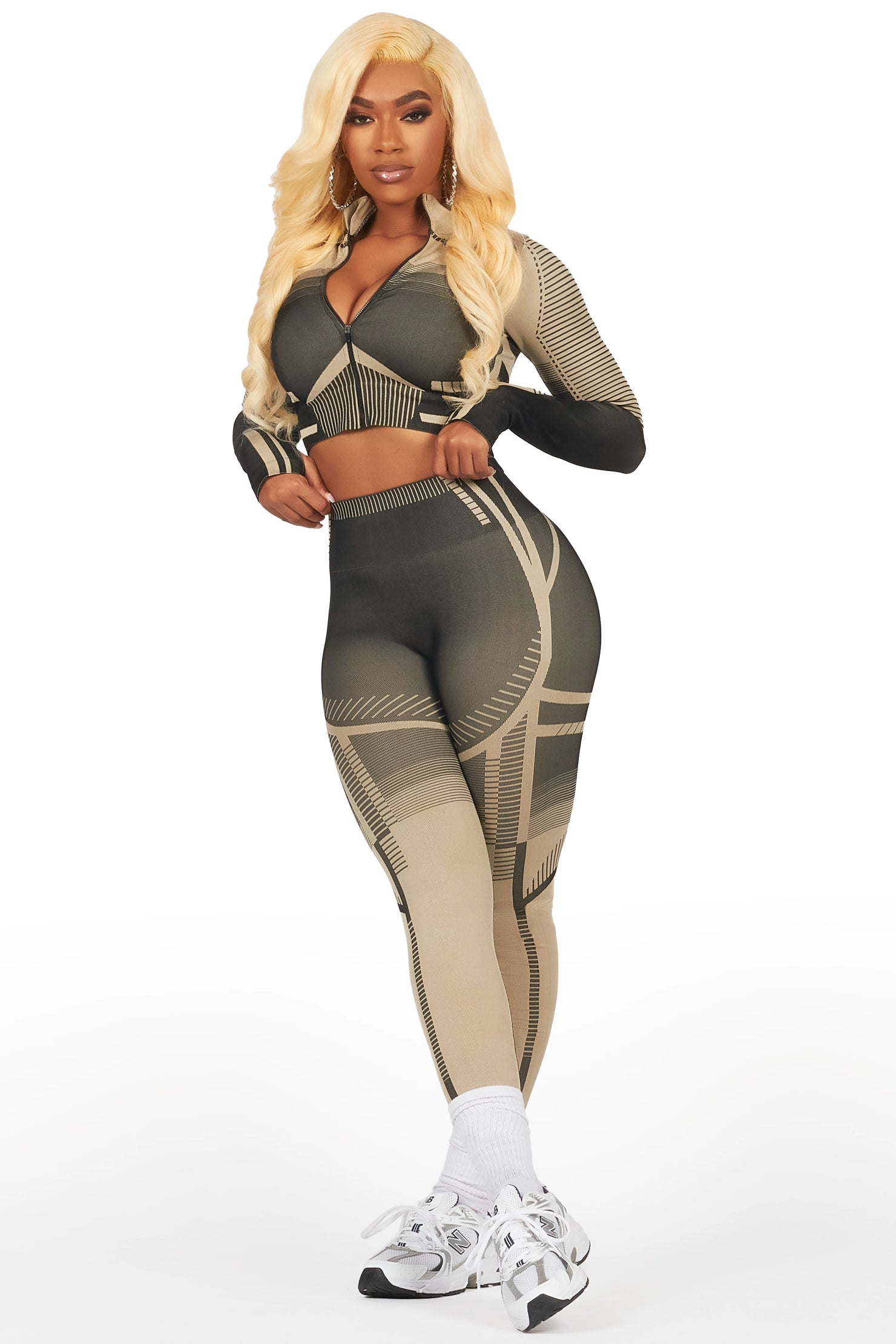 Fazzy Mocha Active Set