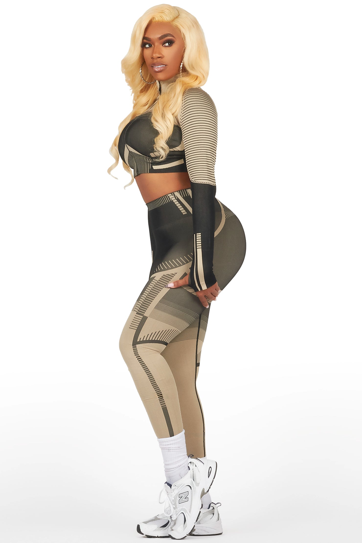 Fazzy Mocha Active Set