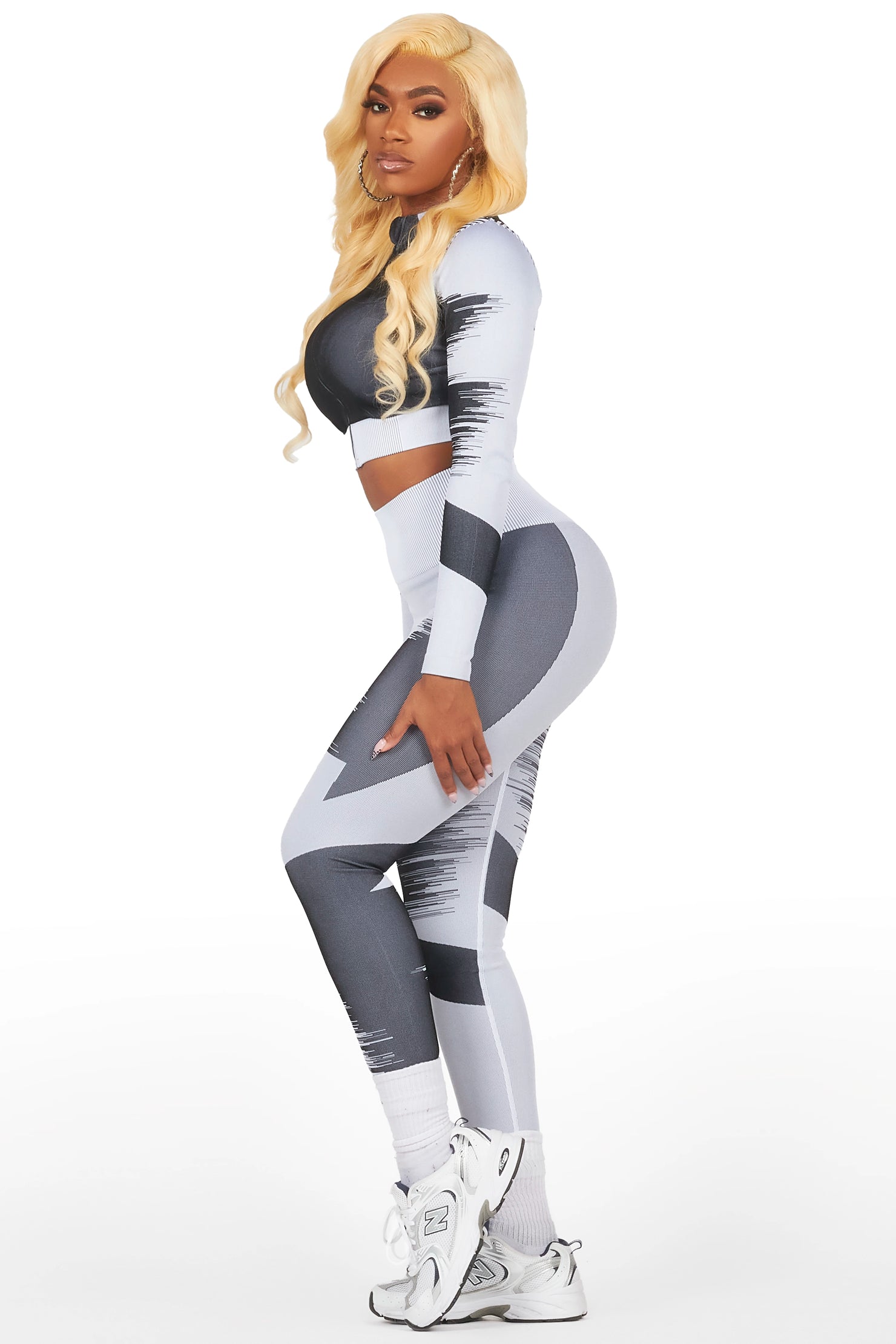 Alishia White Active Set