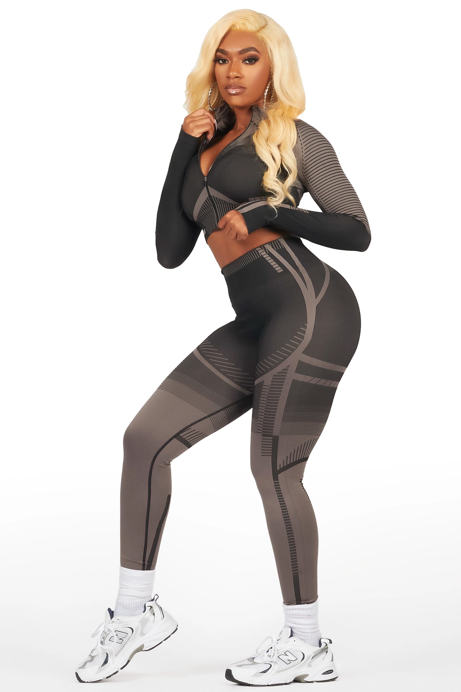 Fazzy Black Active Set