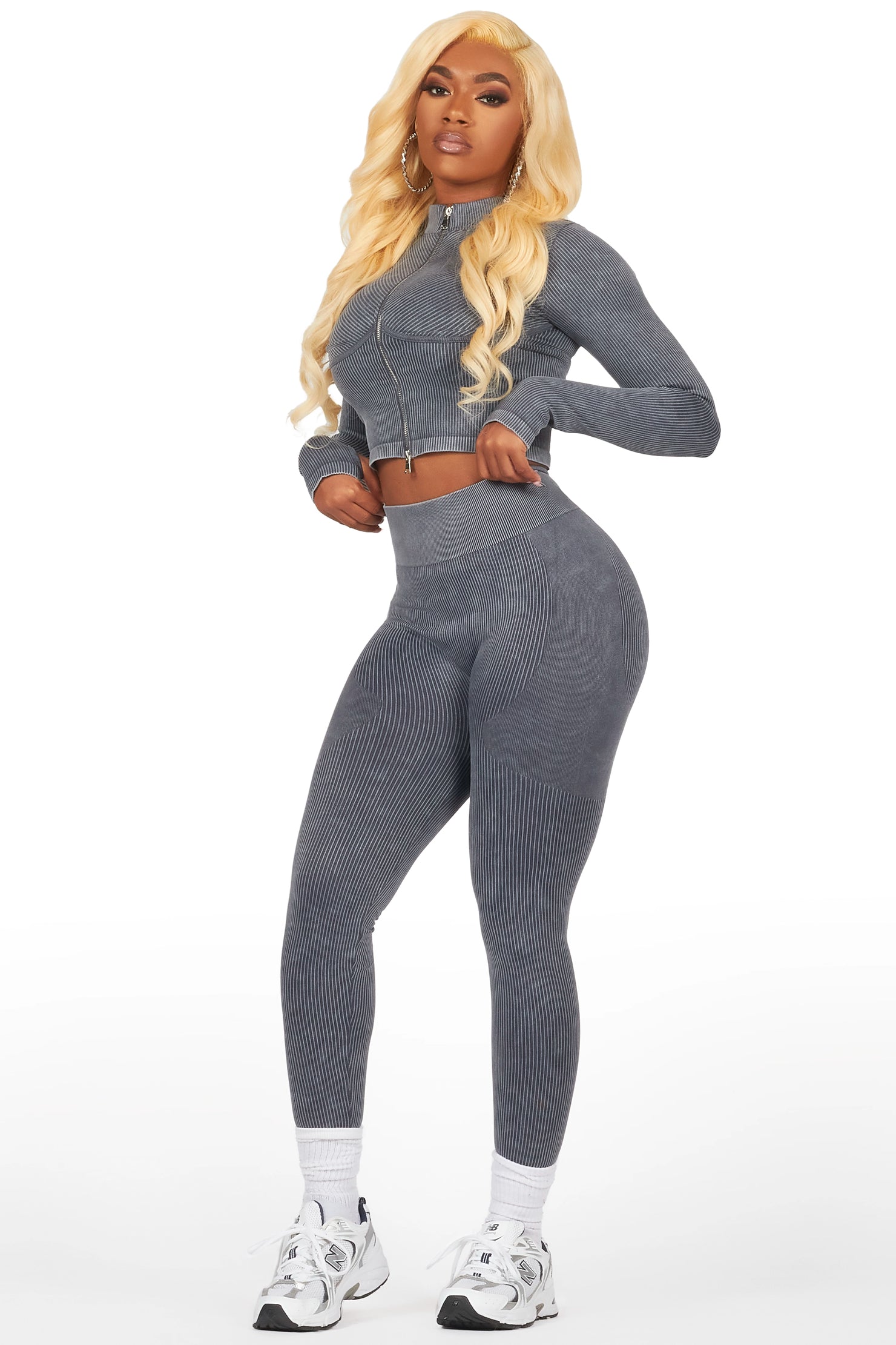 Chrystal Grey Active Set