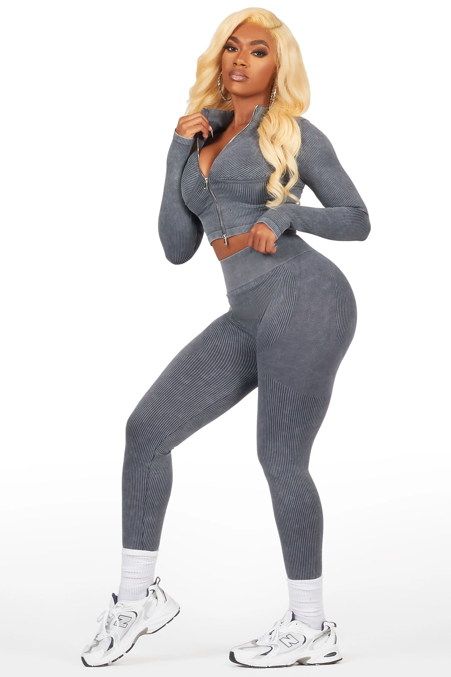 Chrystal Grey Active Set