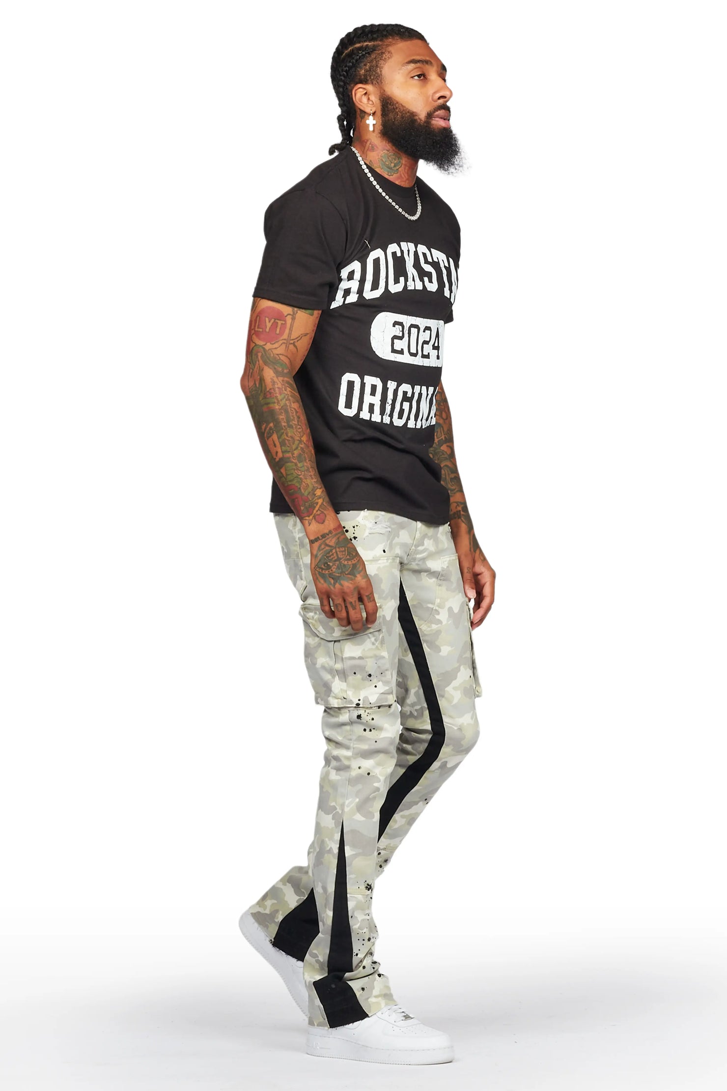 Members Black T-Shirt & Decimus Stacked Flare Jean