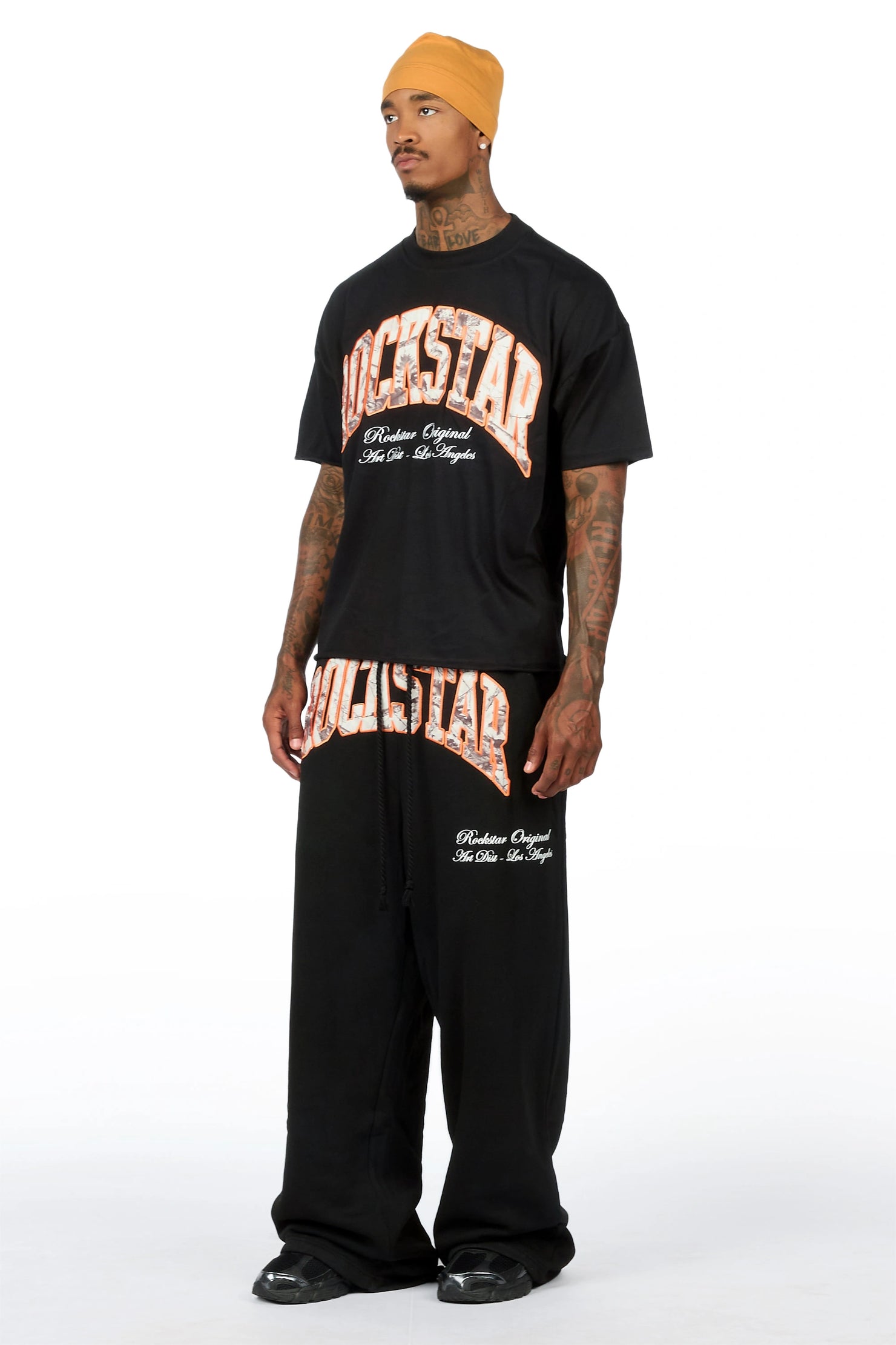 Alas Black T-Shirt/Baggy Track Set