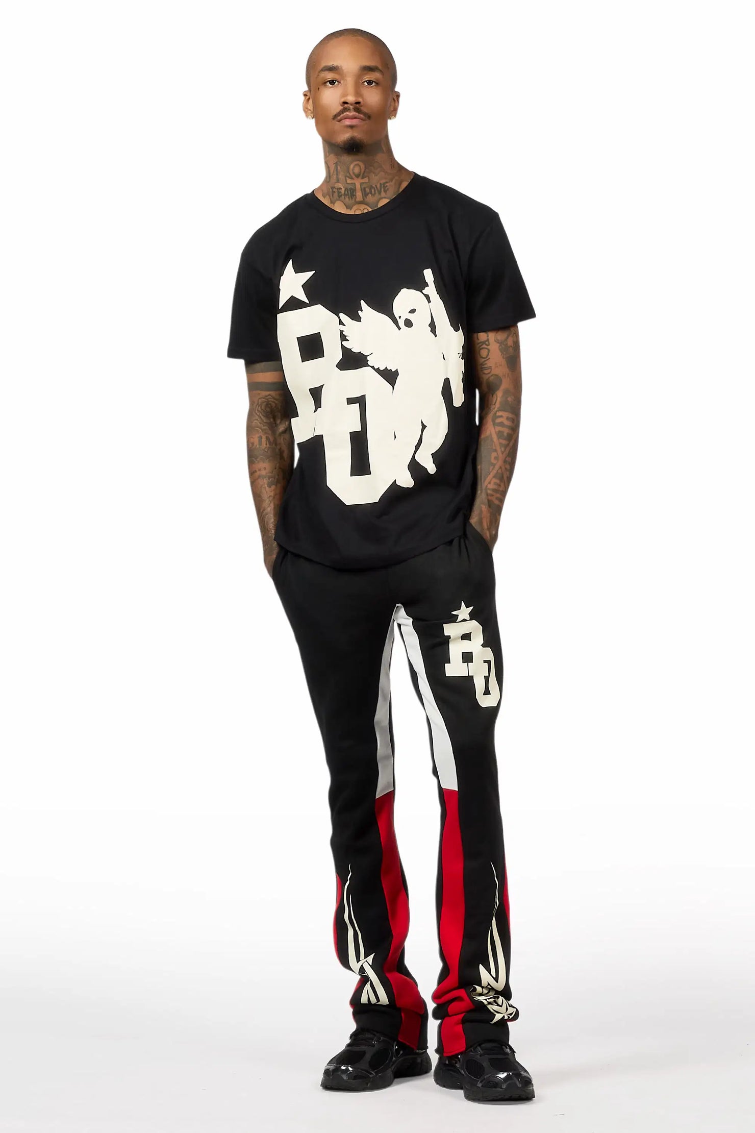 Pluton Black/Cream T-Shirt/Relaxed Track Set