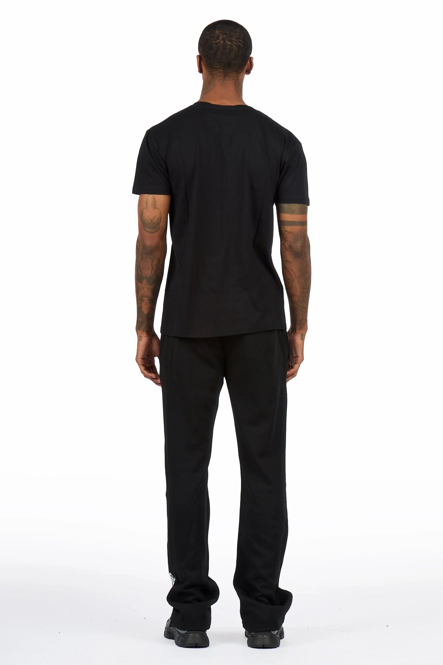 Syrix Black/Multi T-Shirt/Relaxed Track Set