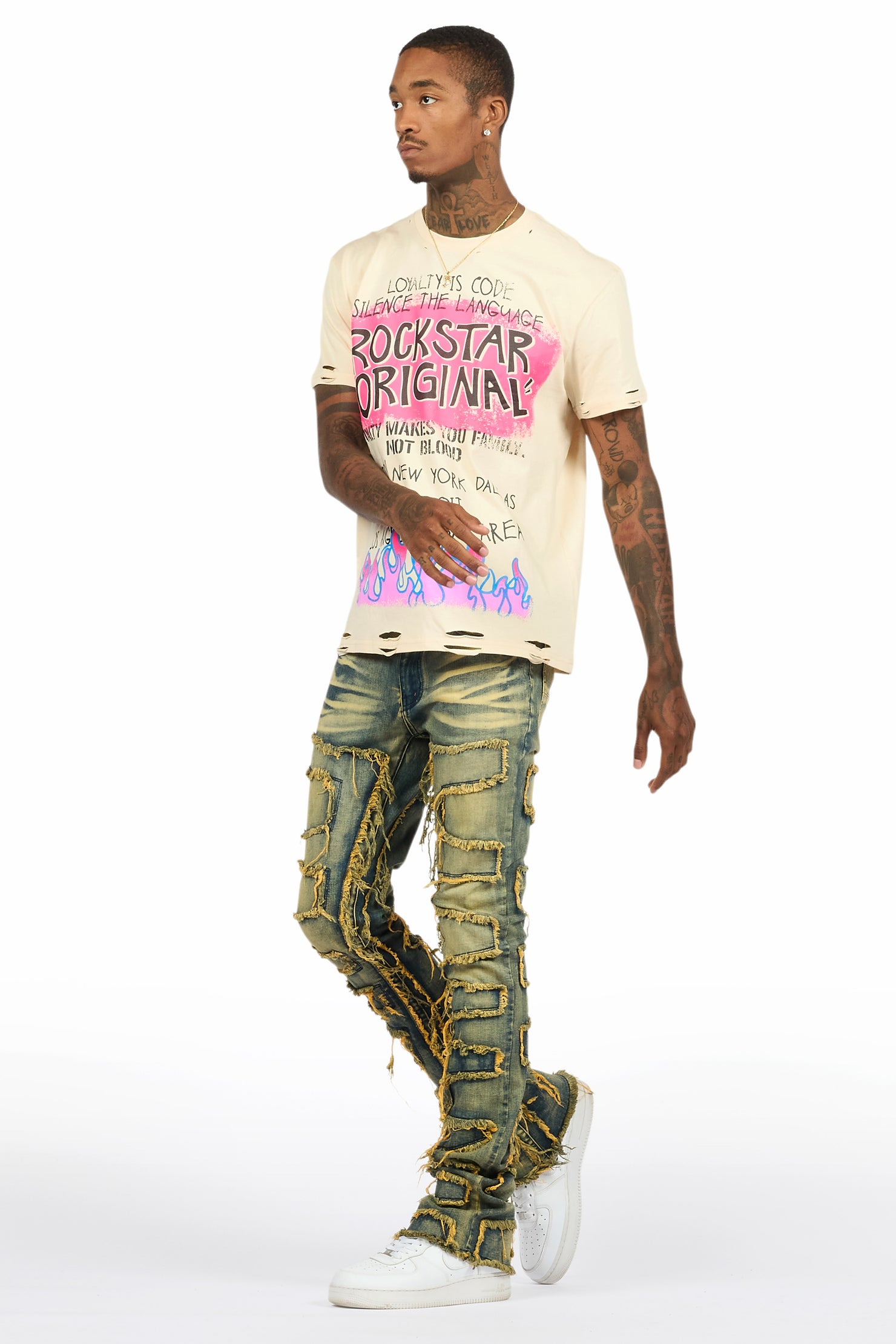 Beno Beige T-Shirt & Shake Tint Stacked Flare Jean Bundle