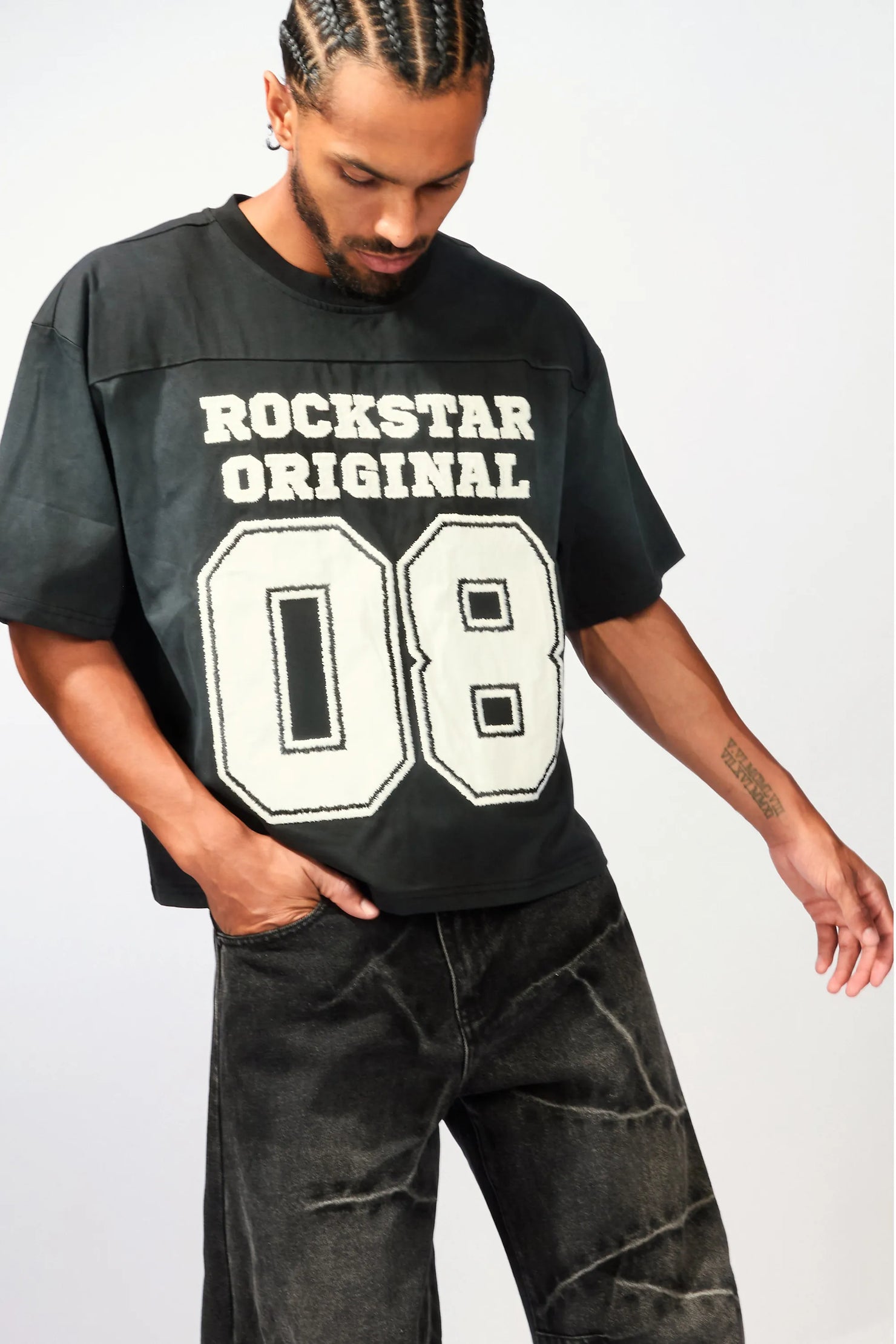 Dasar Black 3/4 Boxy Crop Tee