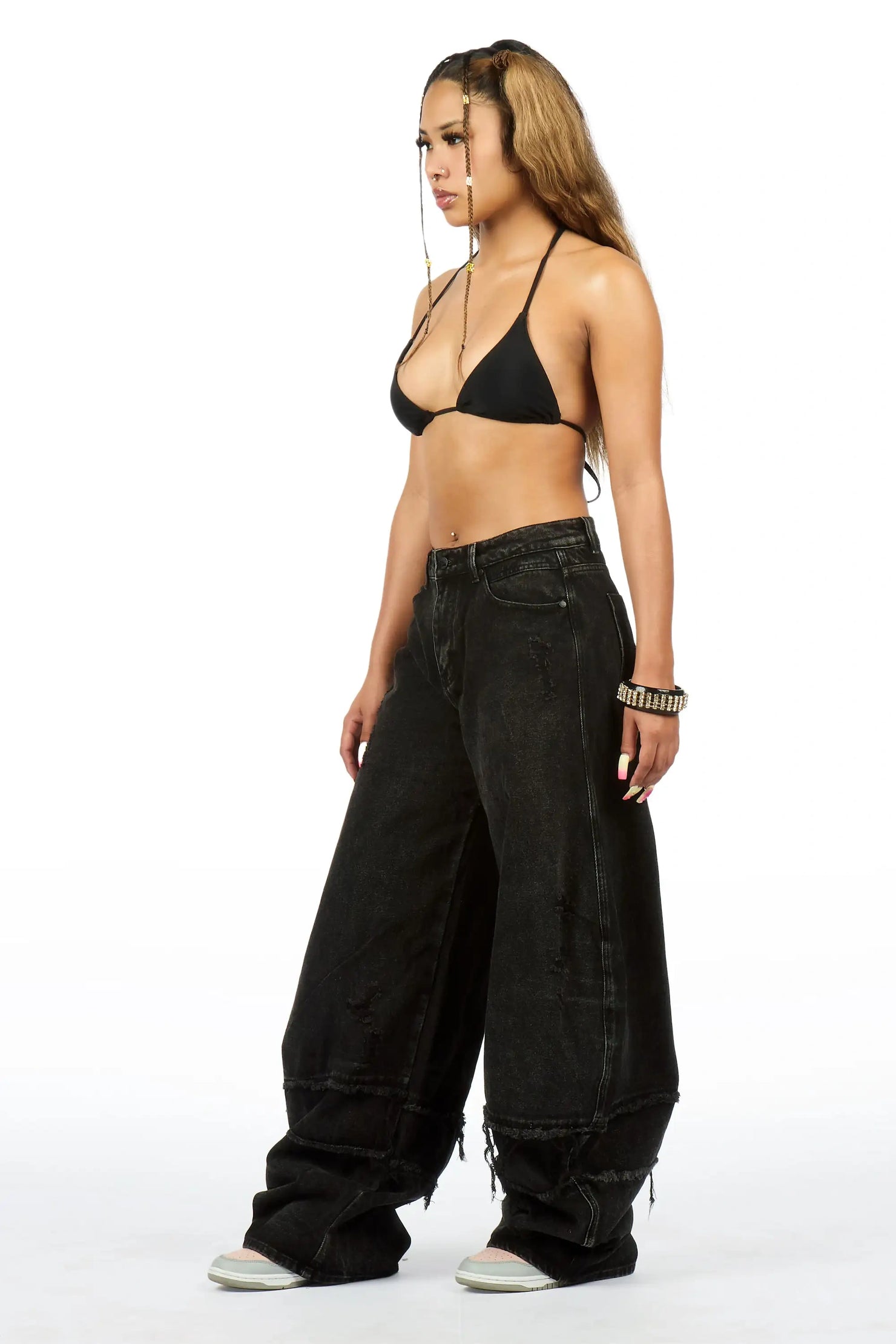 Nuvia Black Barrel  Fit Jean