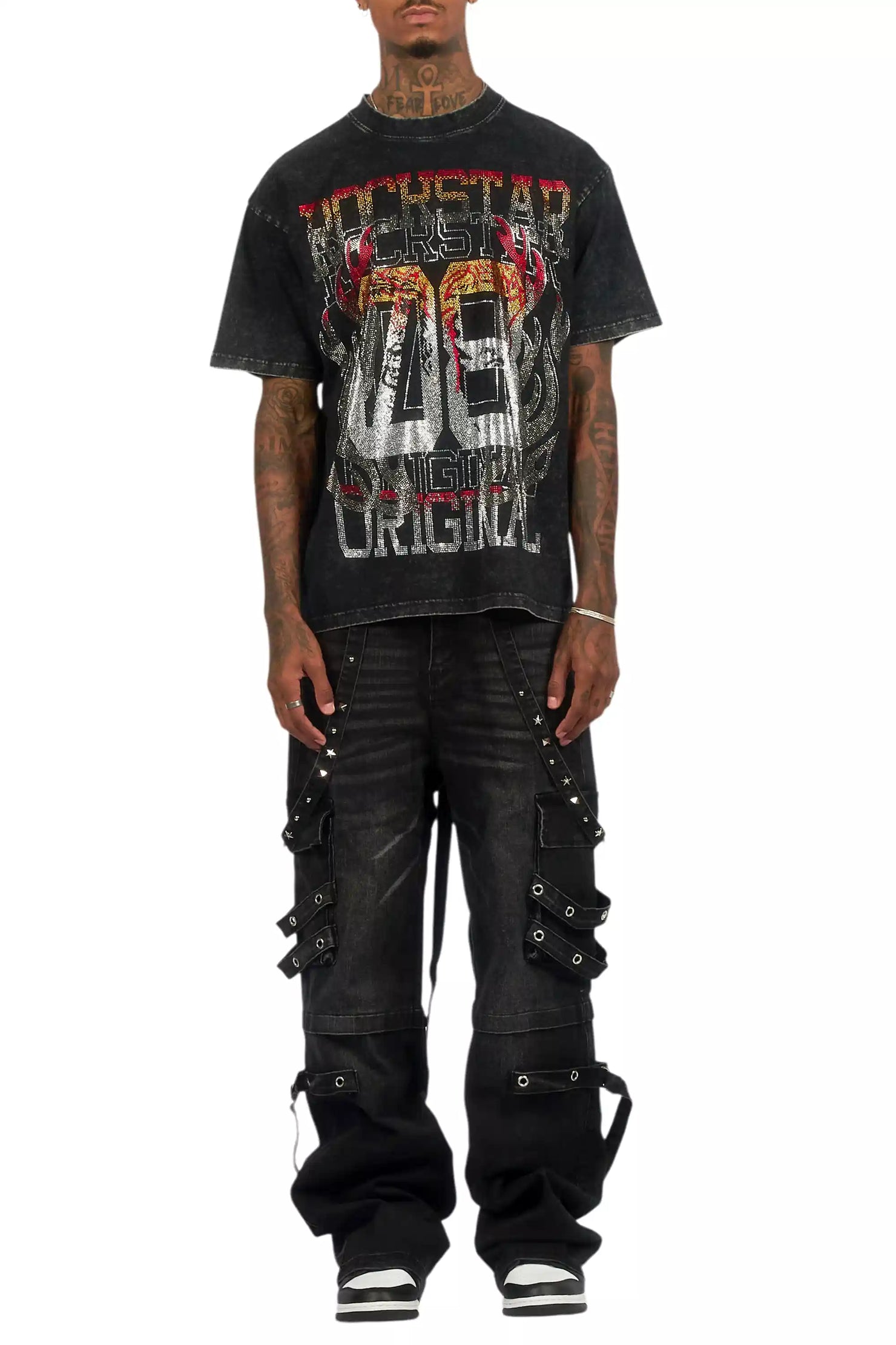 Veyene Black Graphic Rhinestone T-Shirt