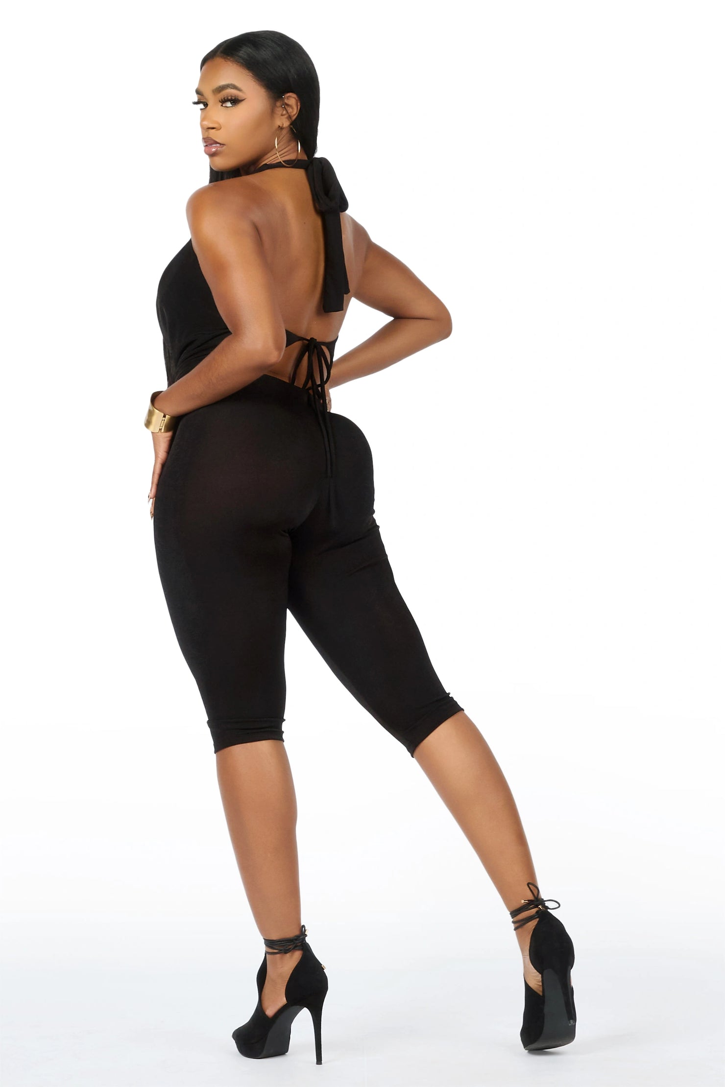 Draped-Up Black Matching Capri Set