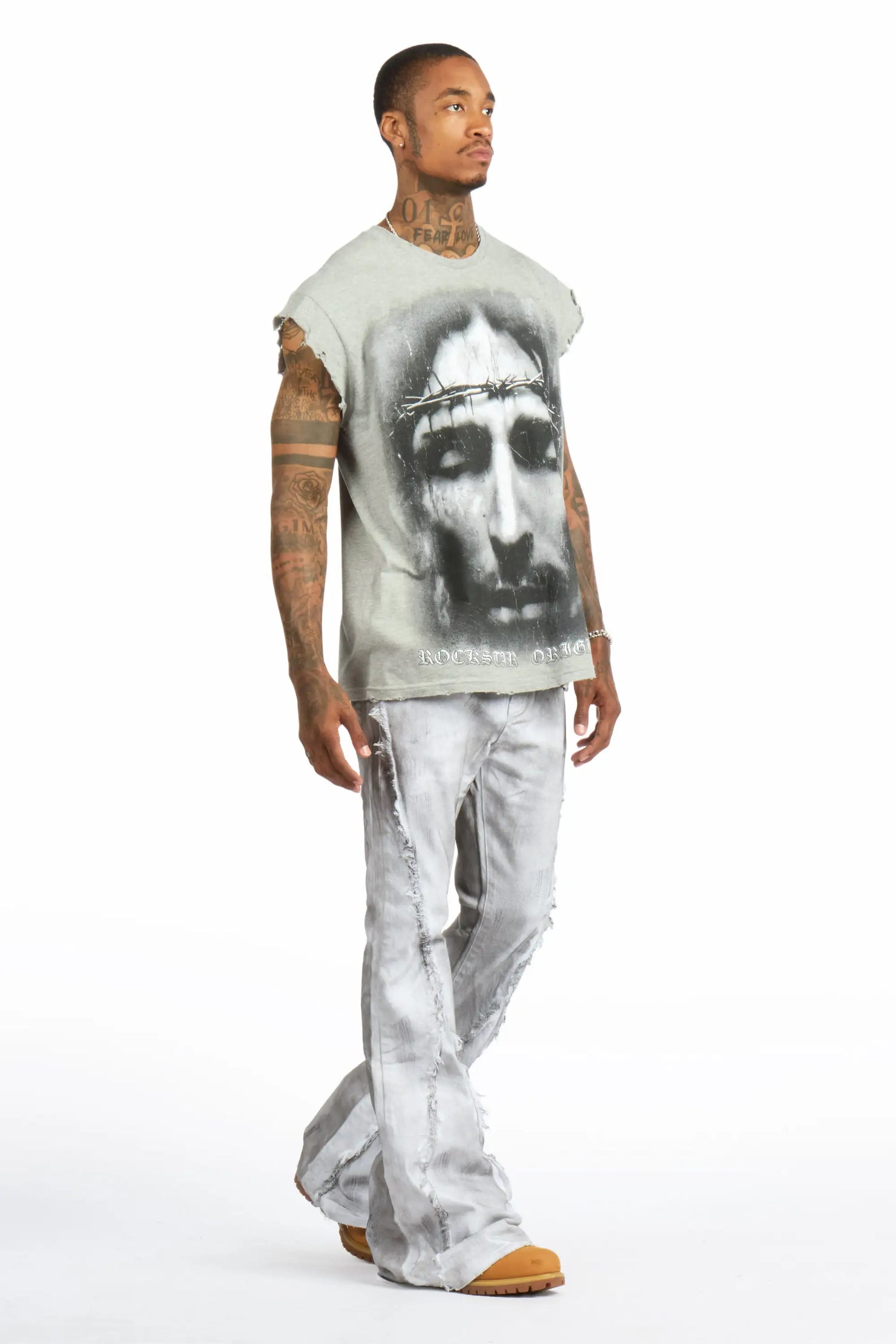 Vane Dirty White Stacked Super Flare Jean